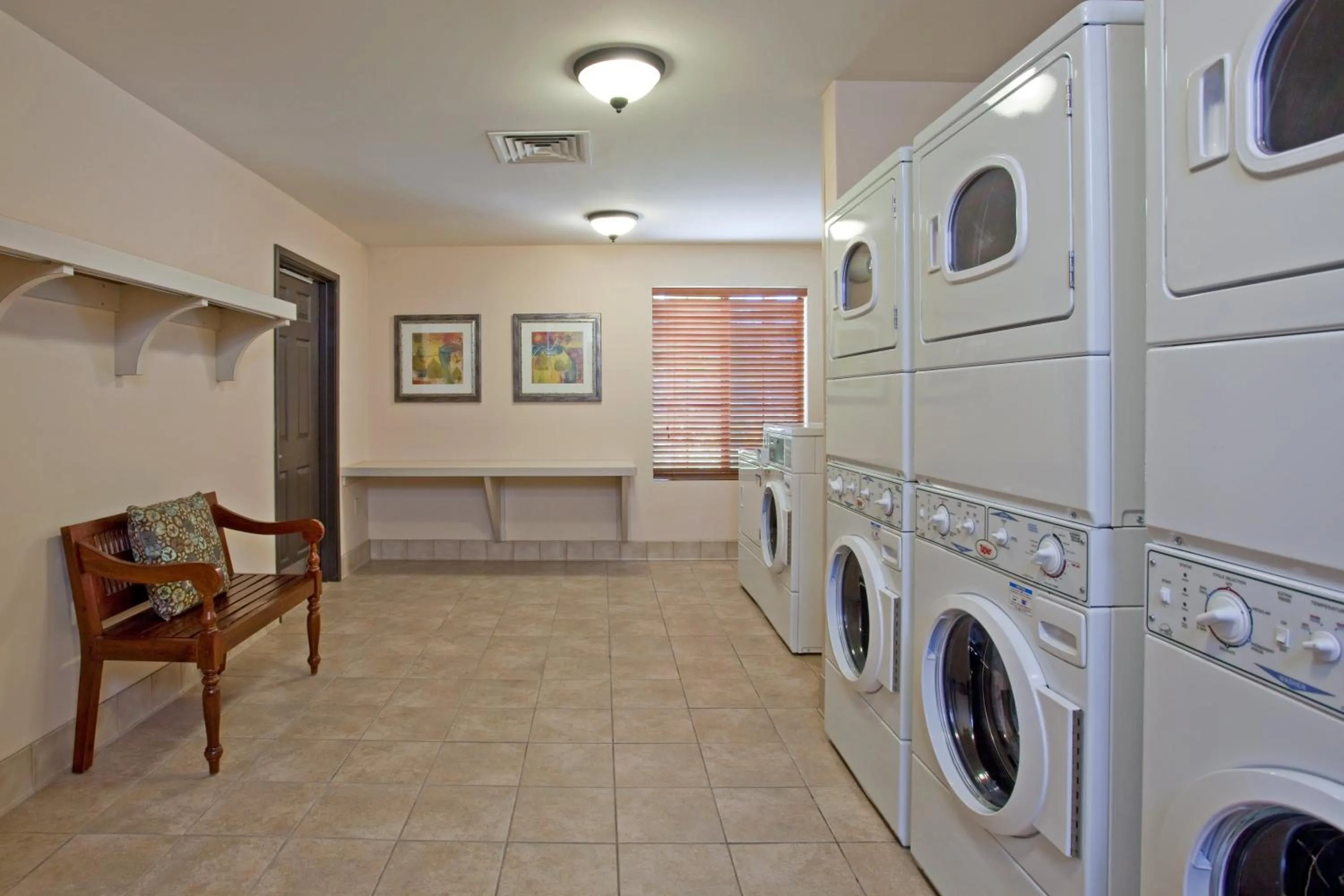 Other in Staybridge Suites Palmdale by IHG