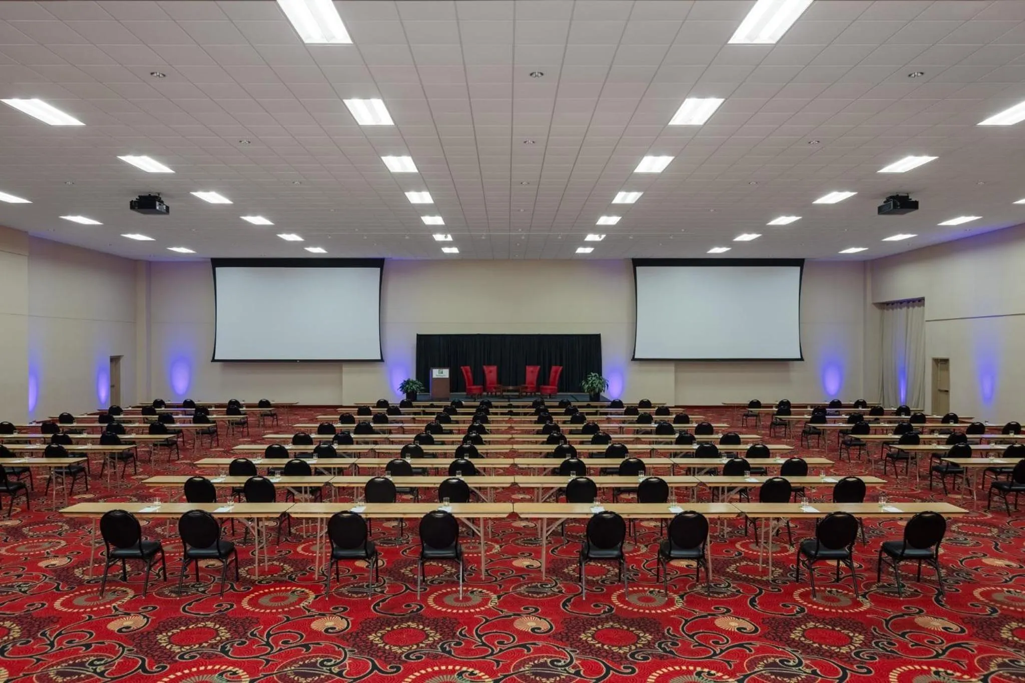 Banquet/Function facilities in Holiday Inn Des Moines-Airport Conf Center by IHG