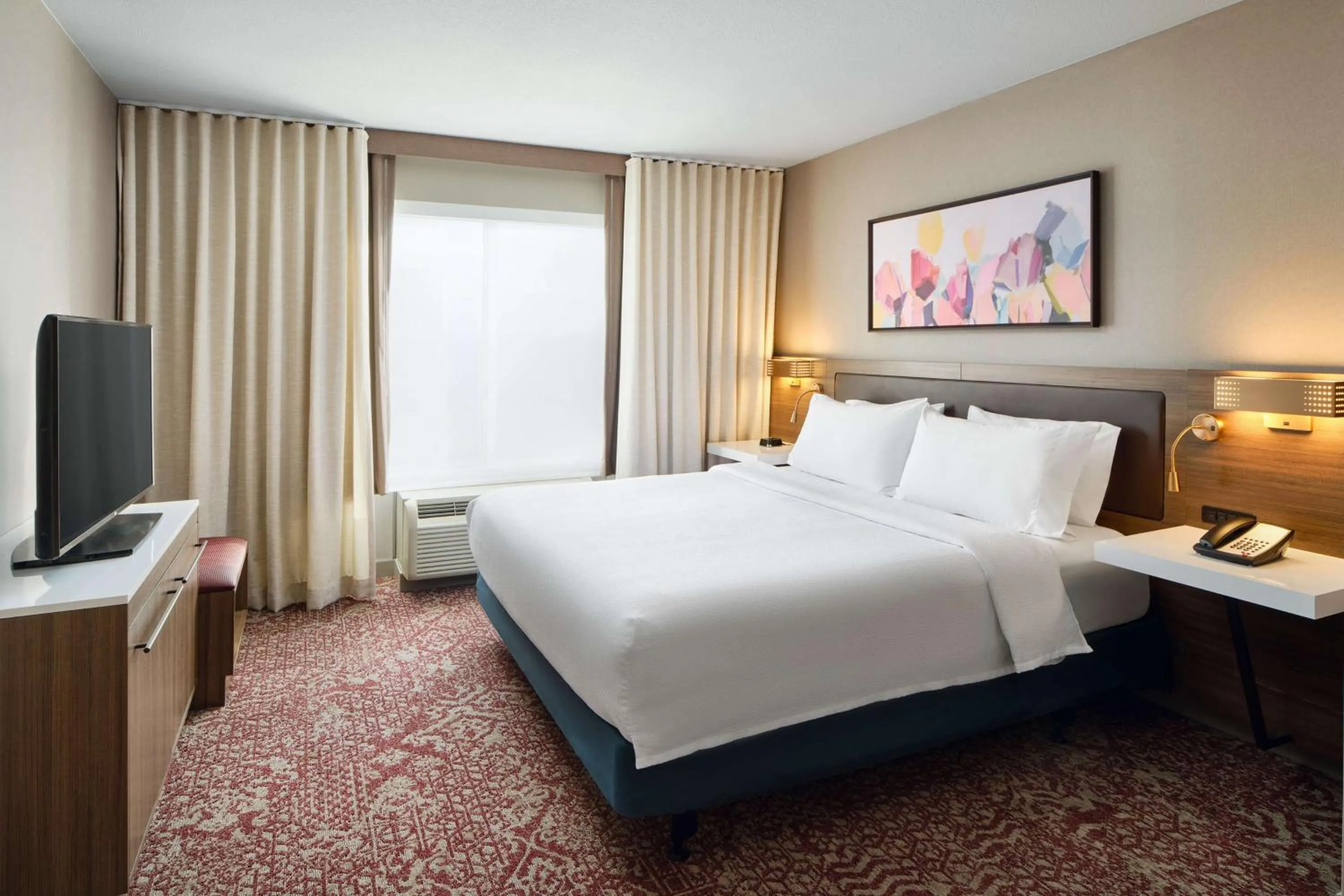 Bed in Hilton Garden Inn Schaumburg