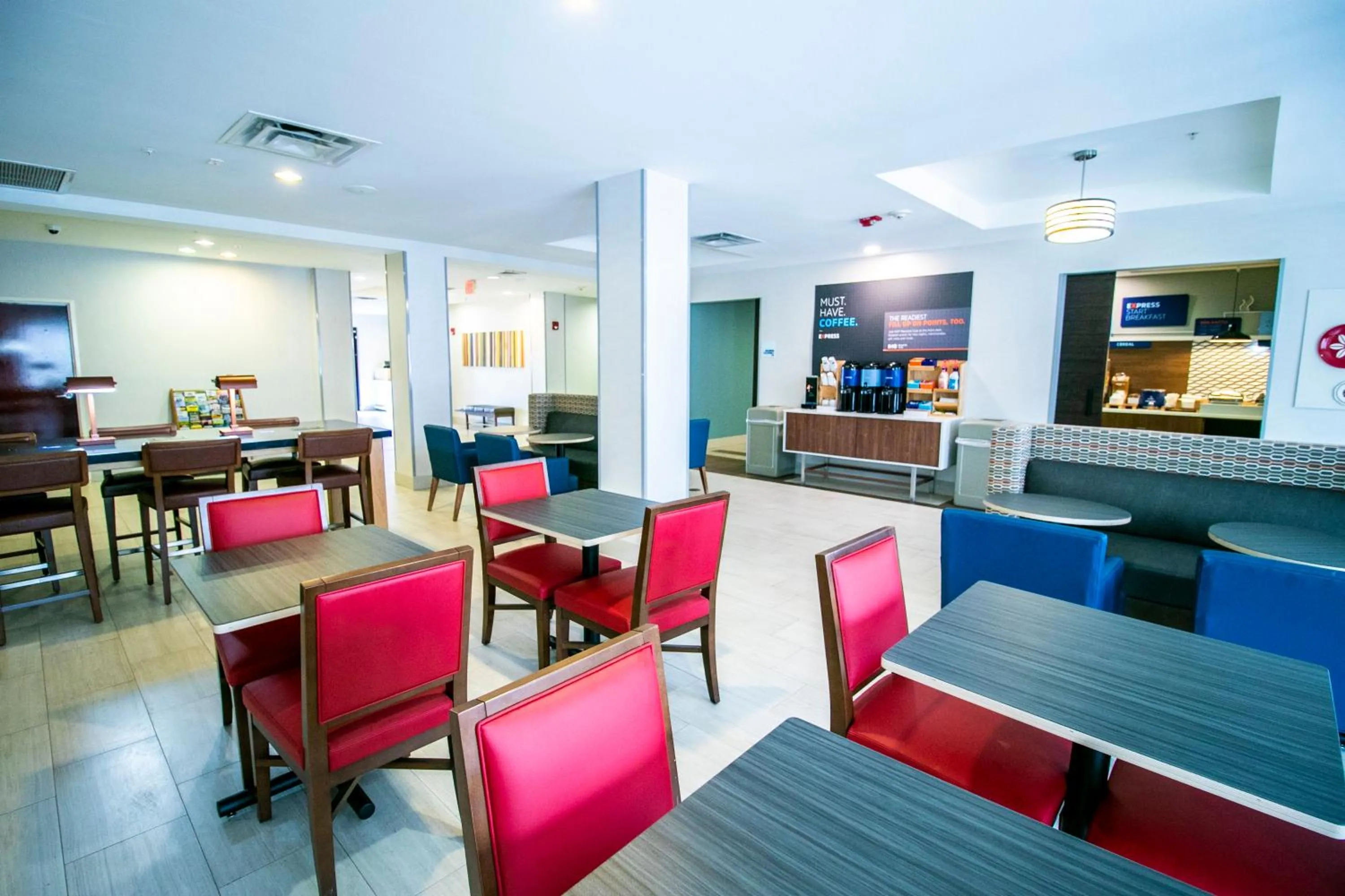 Breakfast in Holiday Inn Express Hotel & Suites Baton Rouge -Port Allen by IHG