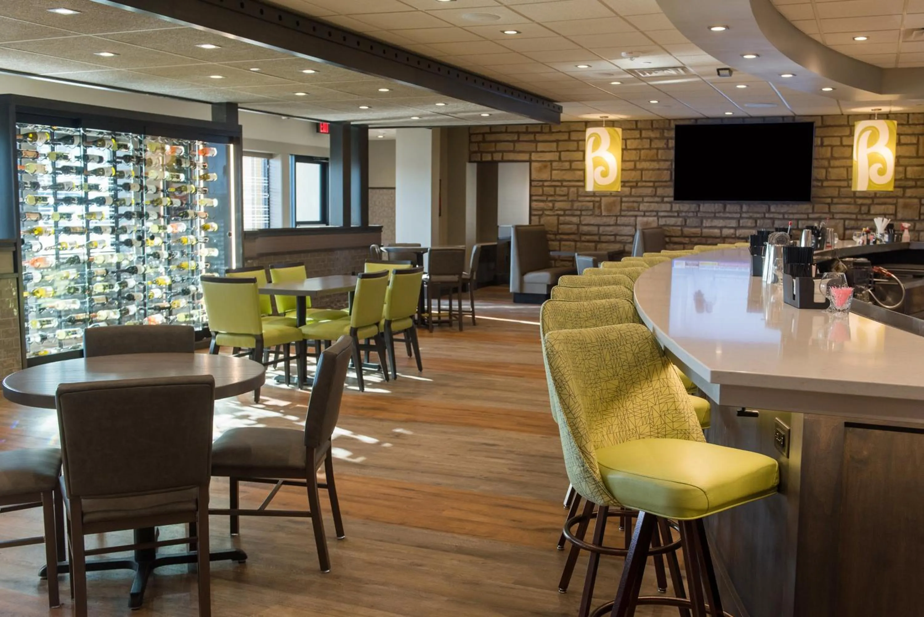 Restaurant/places to eat in Holiday Inn Hotel & Suites Des Moines-Northwest by IHG