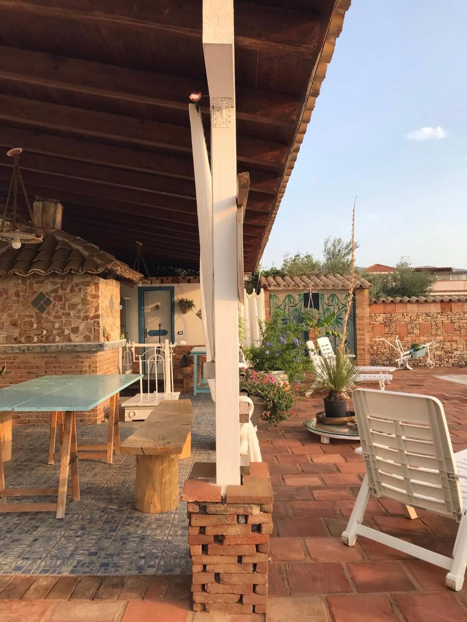 Swimming pool in B&B Sole e Luna