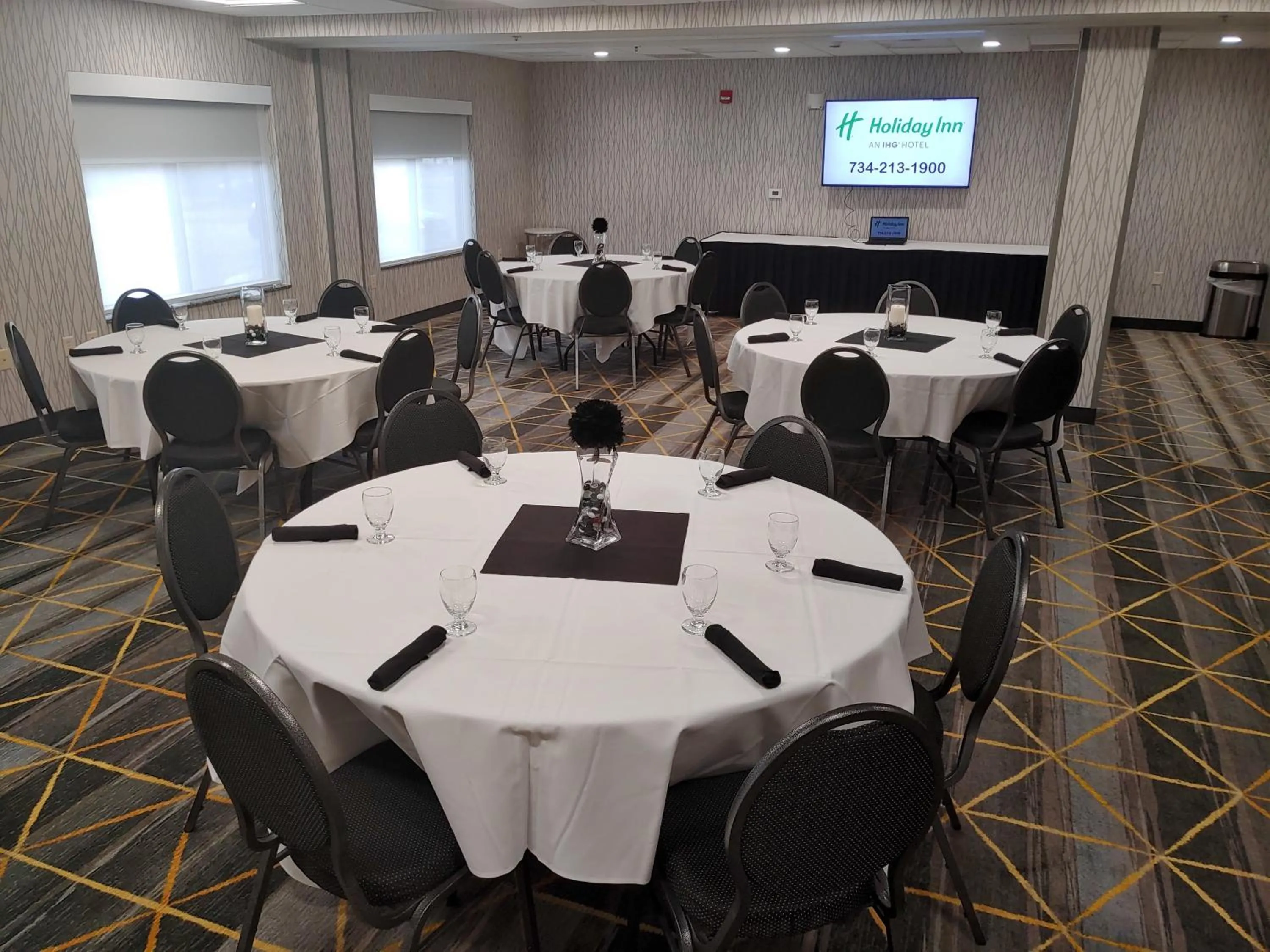 Banquet/Function facilities in Holiday Inn Hotel & Suites Ann Arbor University of Michigan Area by IHG