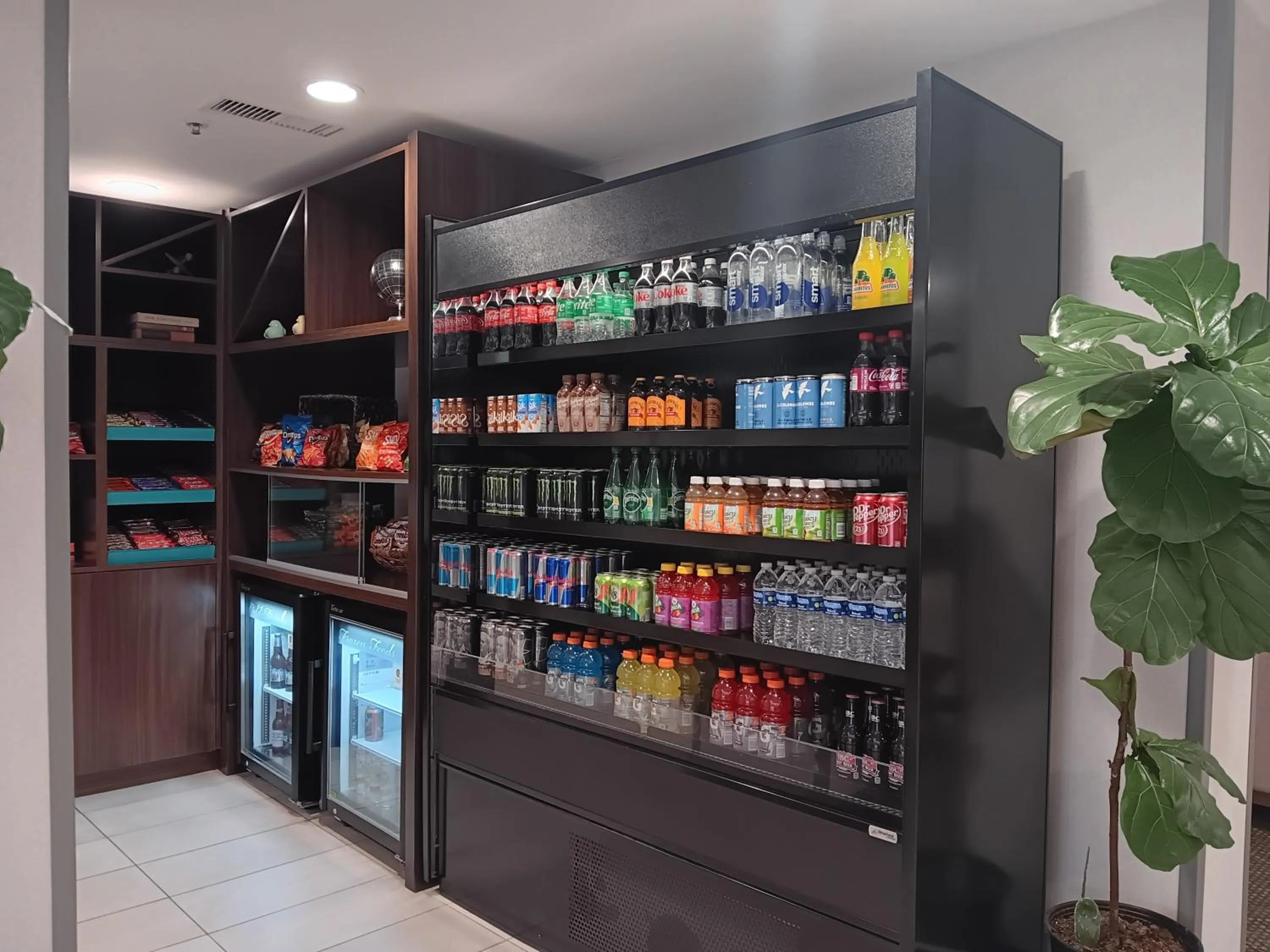 Restaurant/places to eat in Holiday Inn Hotel & Suites Ann Arbor University of Michigan Area by IHG