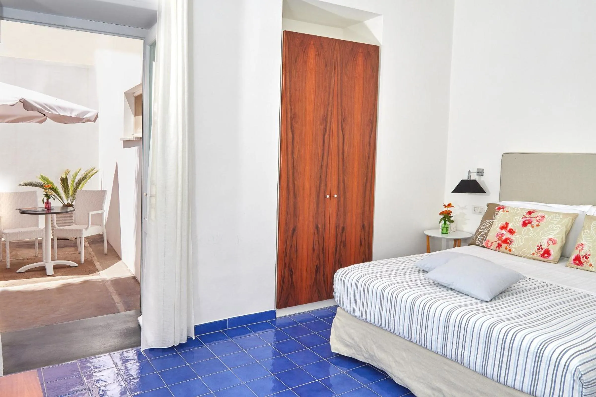 Bed in Hotel Victoria Place