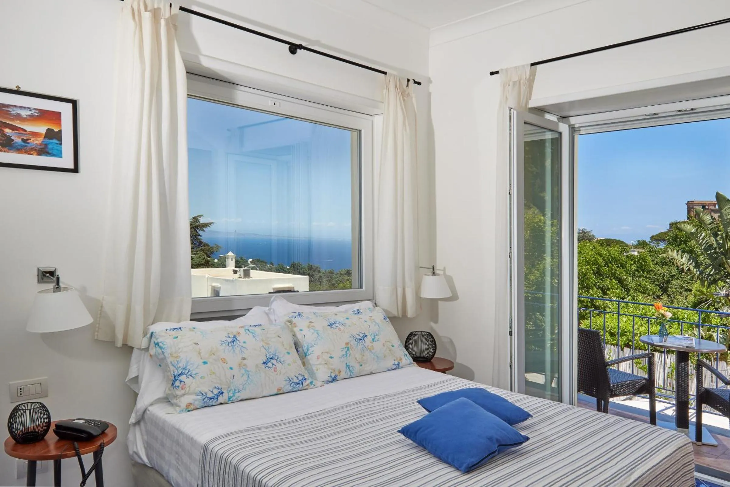 Bed in Hotel Victoria Place