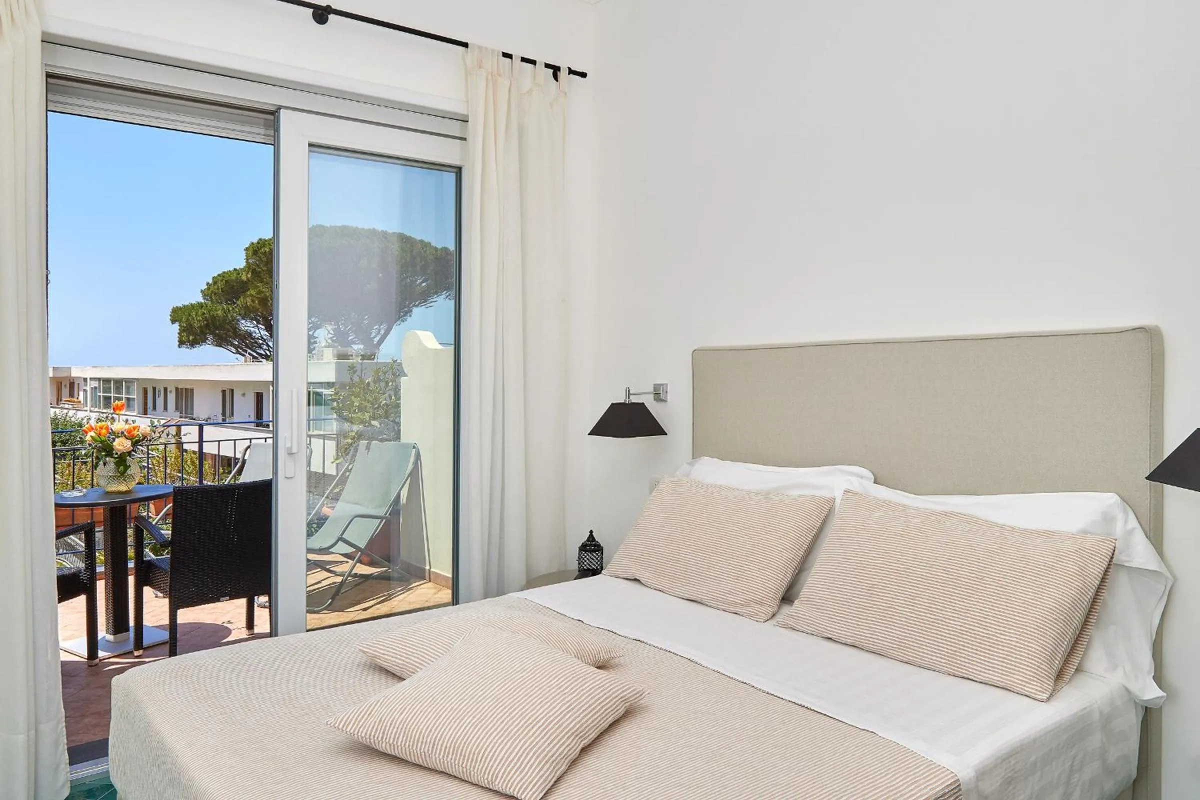 Bed in Hotel Victoria Place