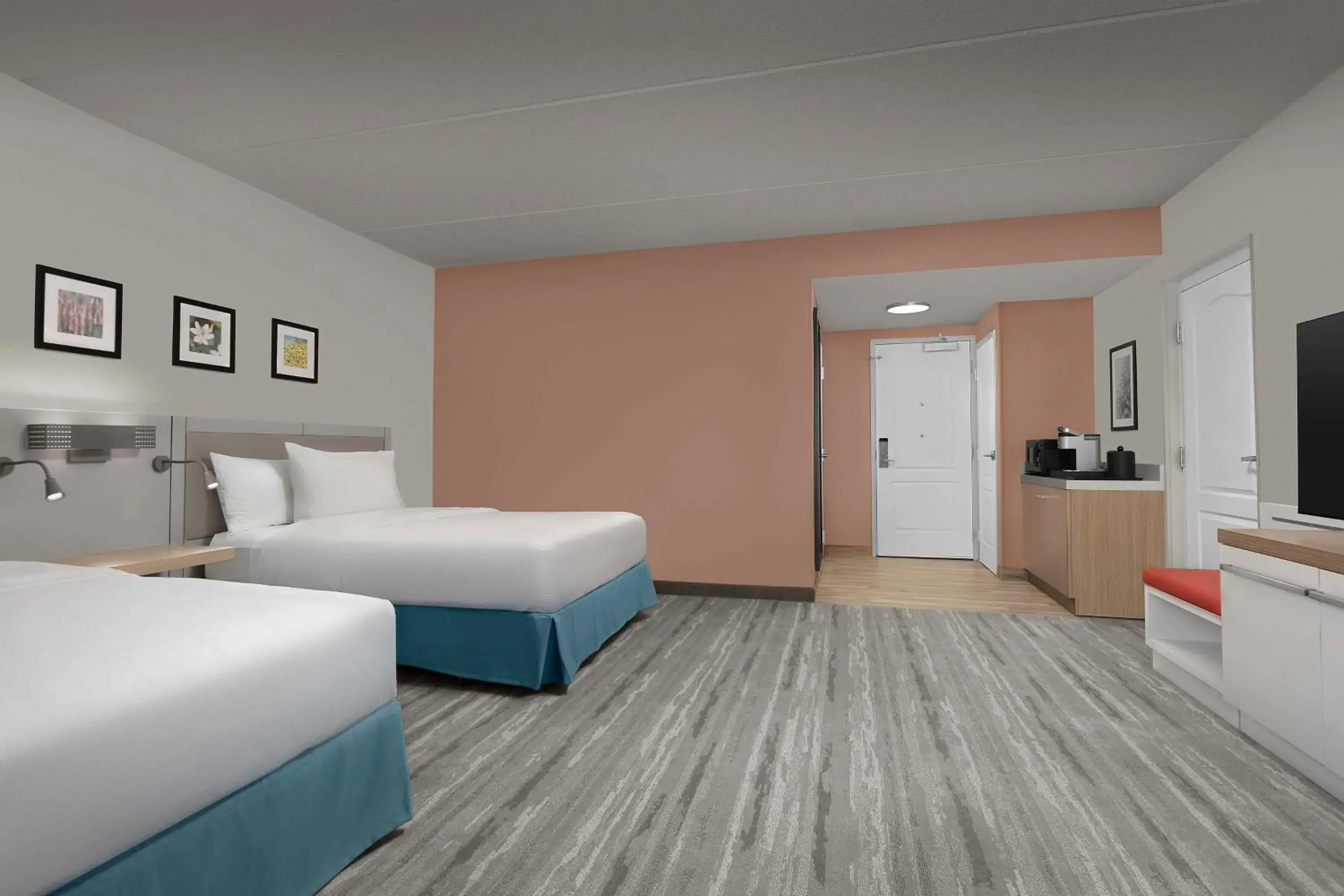 Queen Room with Two Queen Beds - Mobility and Hearing Access in Hilton Garden Inn Raleigh Capital Blvd I-540 Queen Room with Two Queen Beds - Mobility and Hearing Access in Hilton Garden Inn Raleigh Capital Blvd I-540