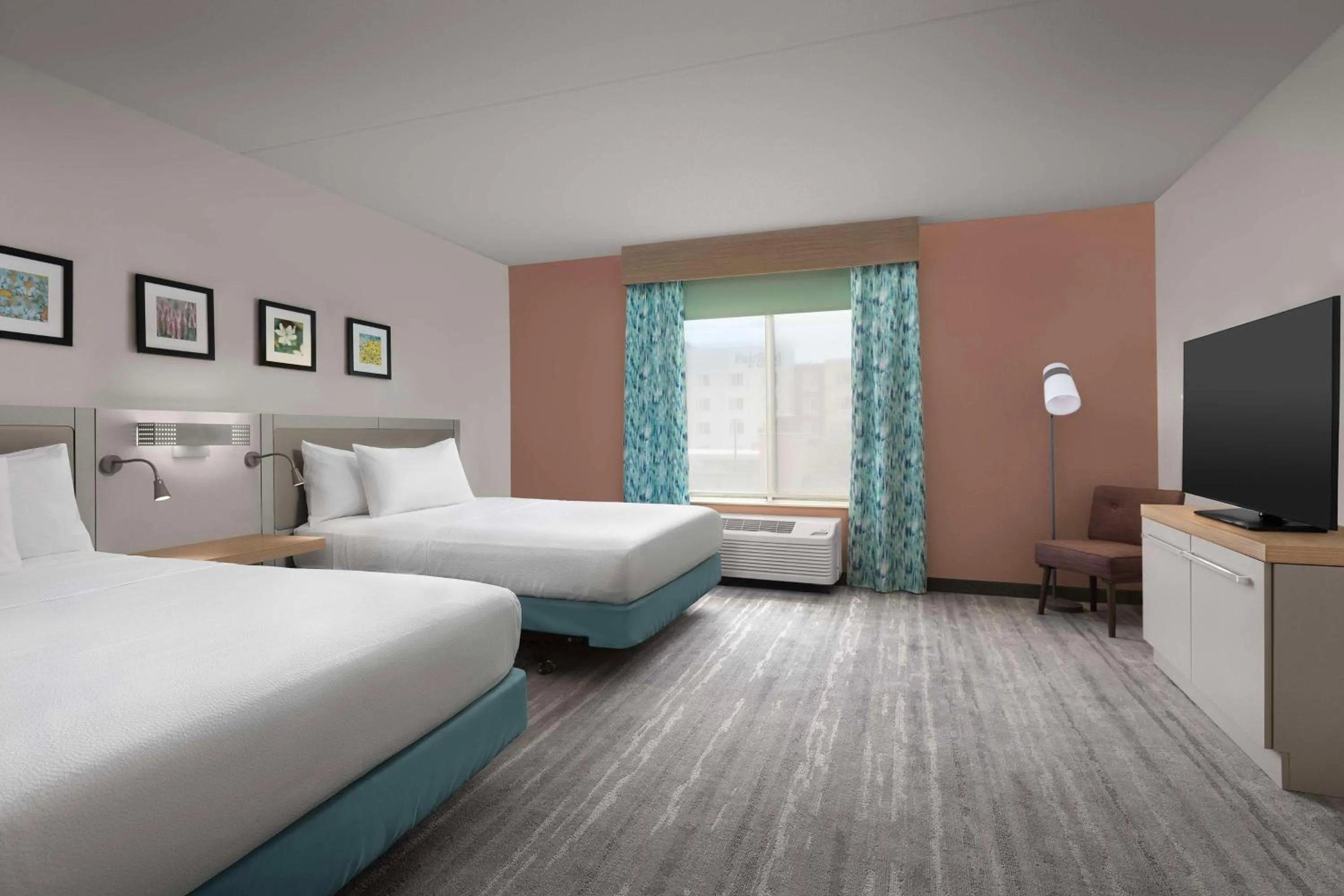 Bed in Hilton Garden Inn Raleigh Capital Blvd I-540