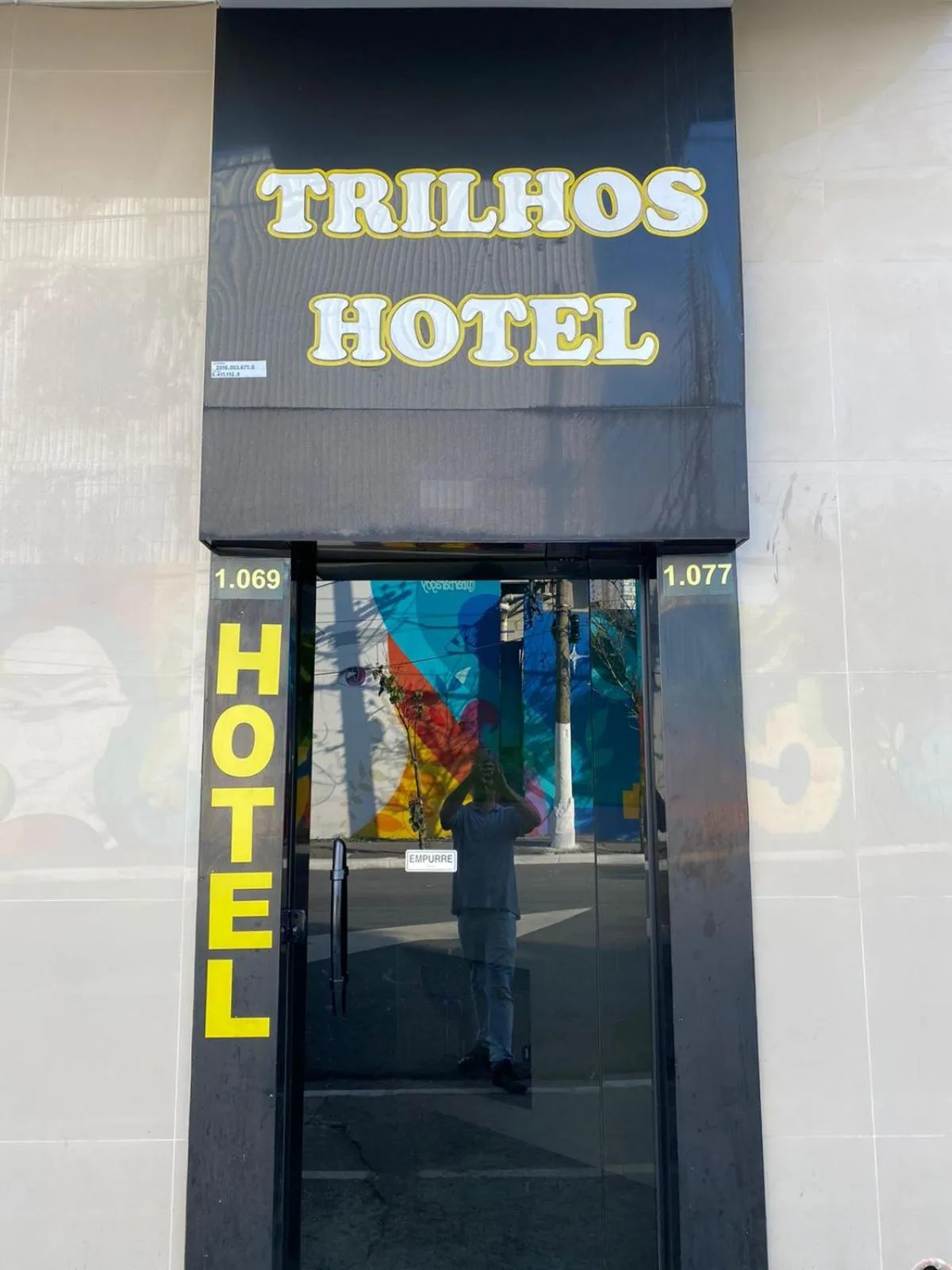 Trilhos Hotel
