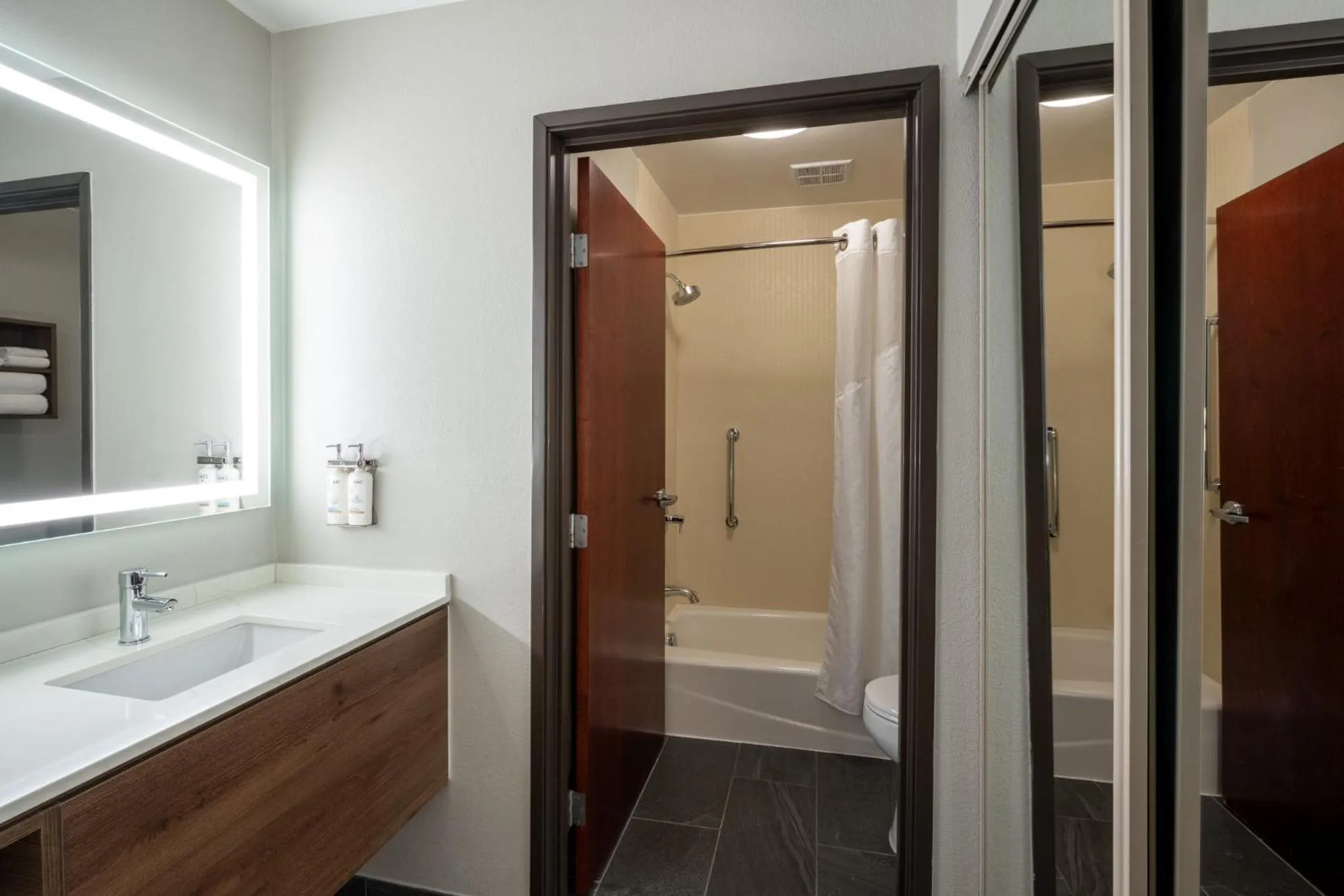 Bathroom in Staybridge Suites West Des Moines by IHG