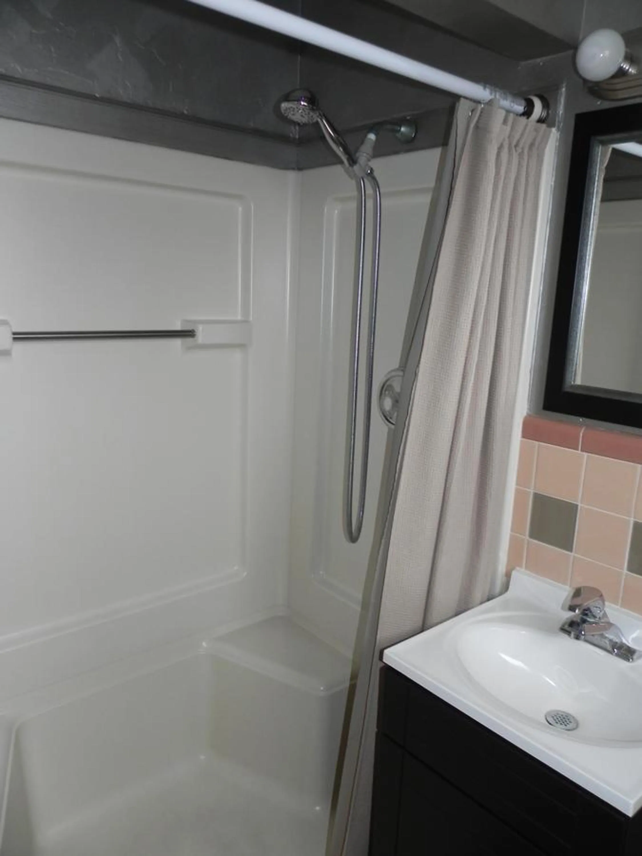 Shower in The Triangle Motel