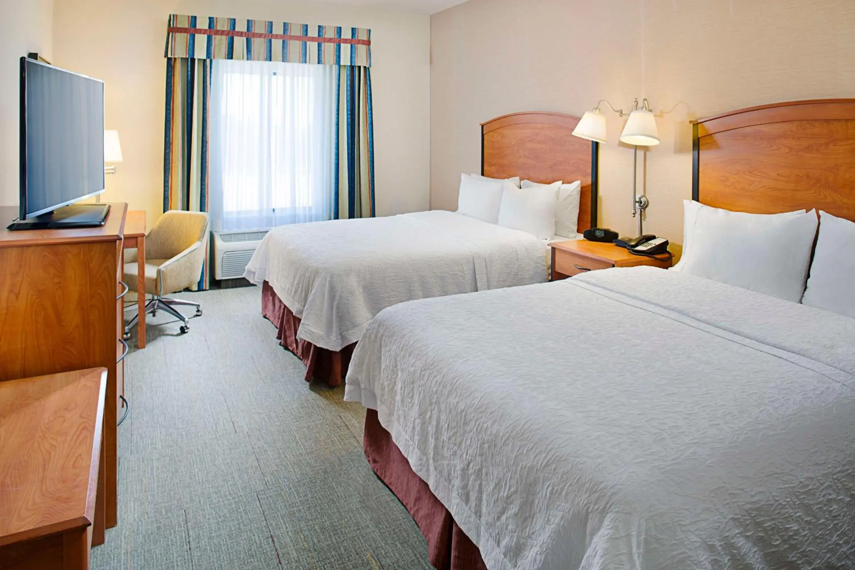 Room with Two Queen Beds - Non-Smoking in Hampton Inn & Suites - Mansfield Room with Two Queen Beds - Non-Smoking in Hampton Inn & Suites - Mansfield