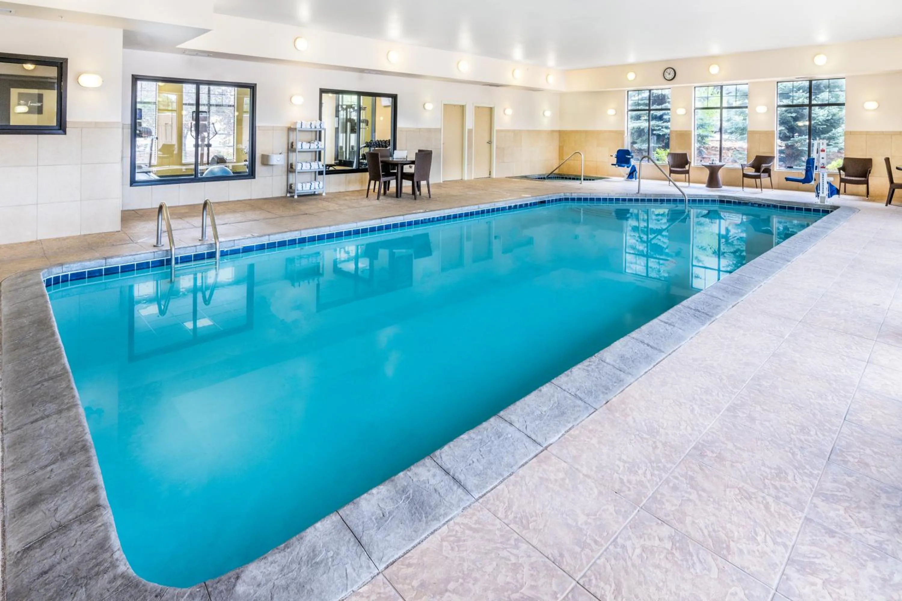 Swimming pool in Homewood Suites by Hilton Denver - Littleton