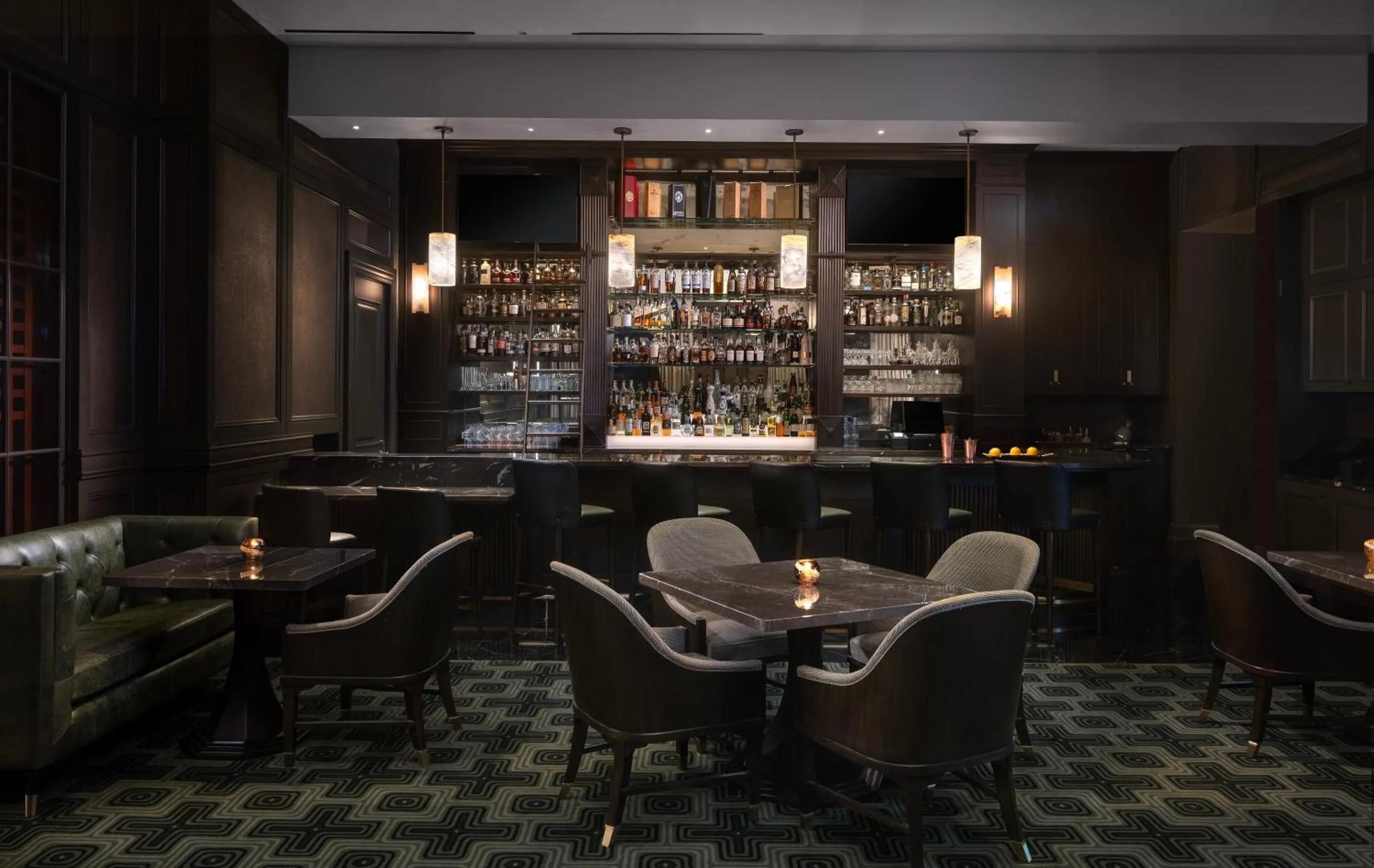 Restaurant/places to eat in Waldorf Astoria Orlando - An Official Walt Disney World Hotel