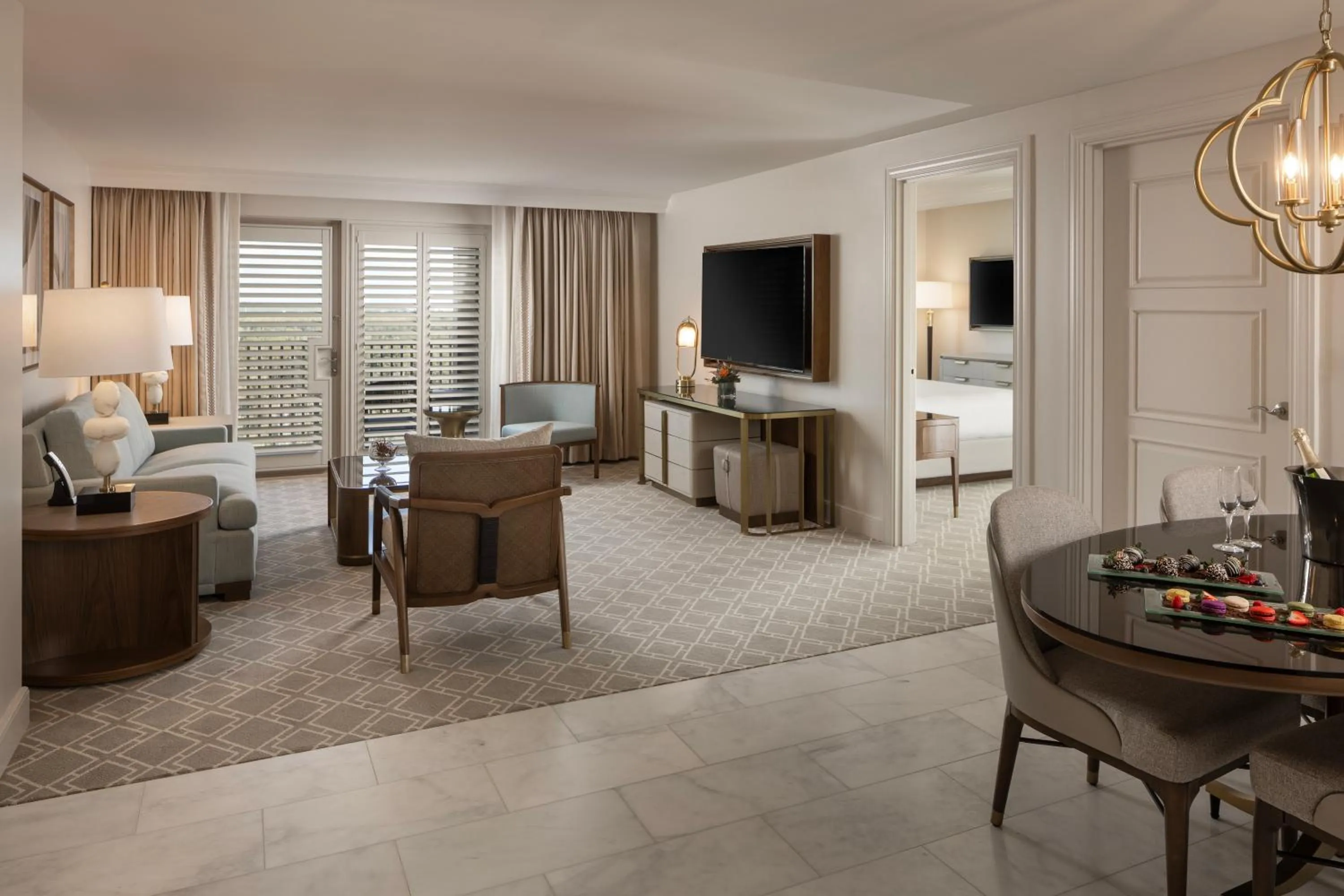 Living room in Waldorf Astoria Orlando - An Official Walt Disney World Hotel