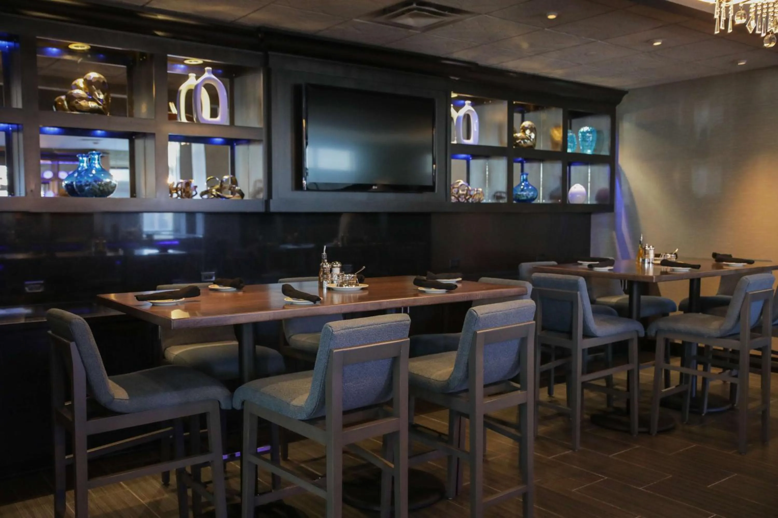 Restaurant/places to eat in The Rewind West Des Moines, Tapestry Collection By Hilton