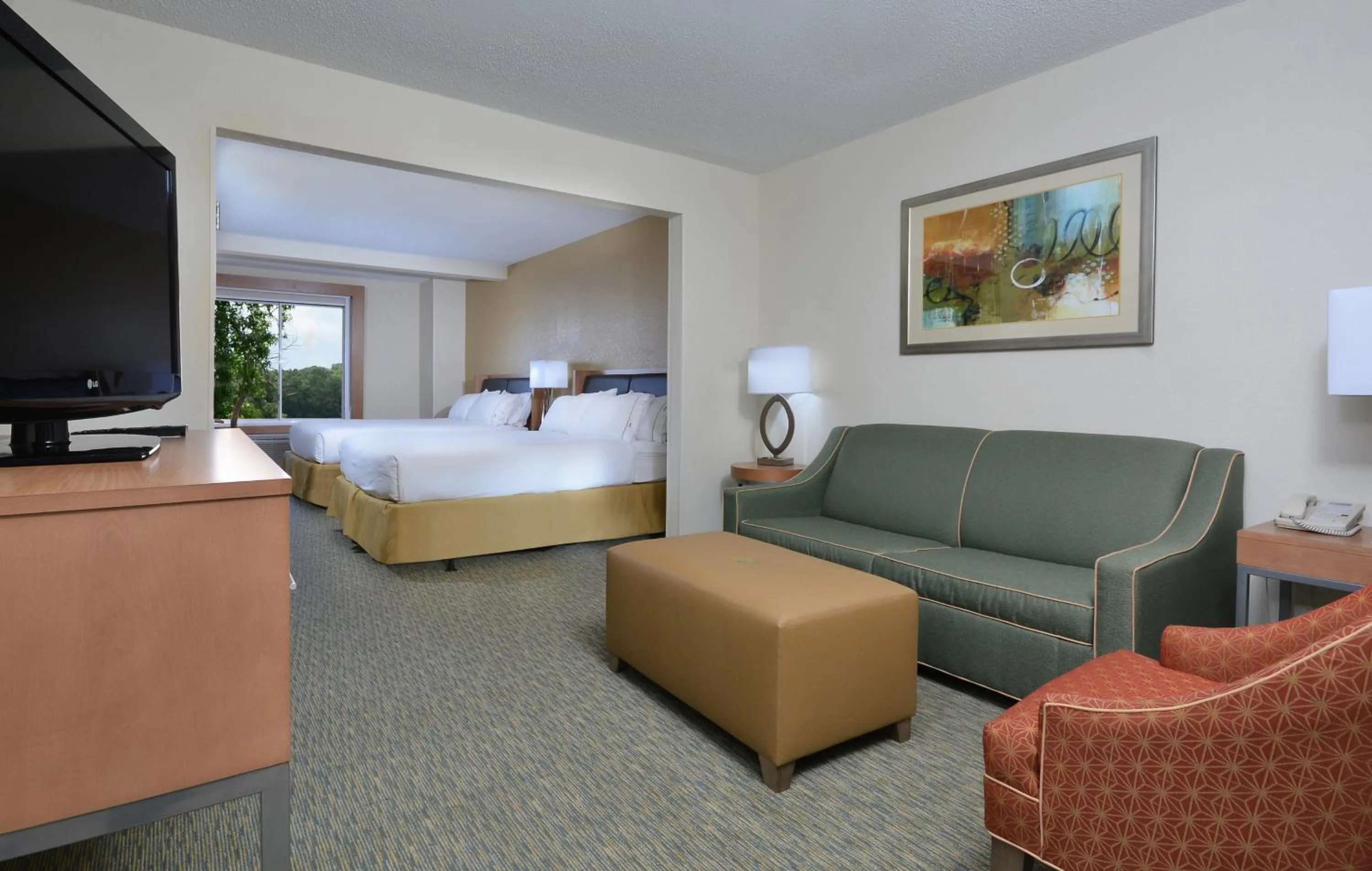 Living room, Bed in Holiday Inn Express Hotel & Suites High Point South by IHG