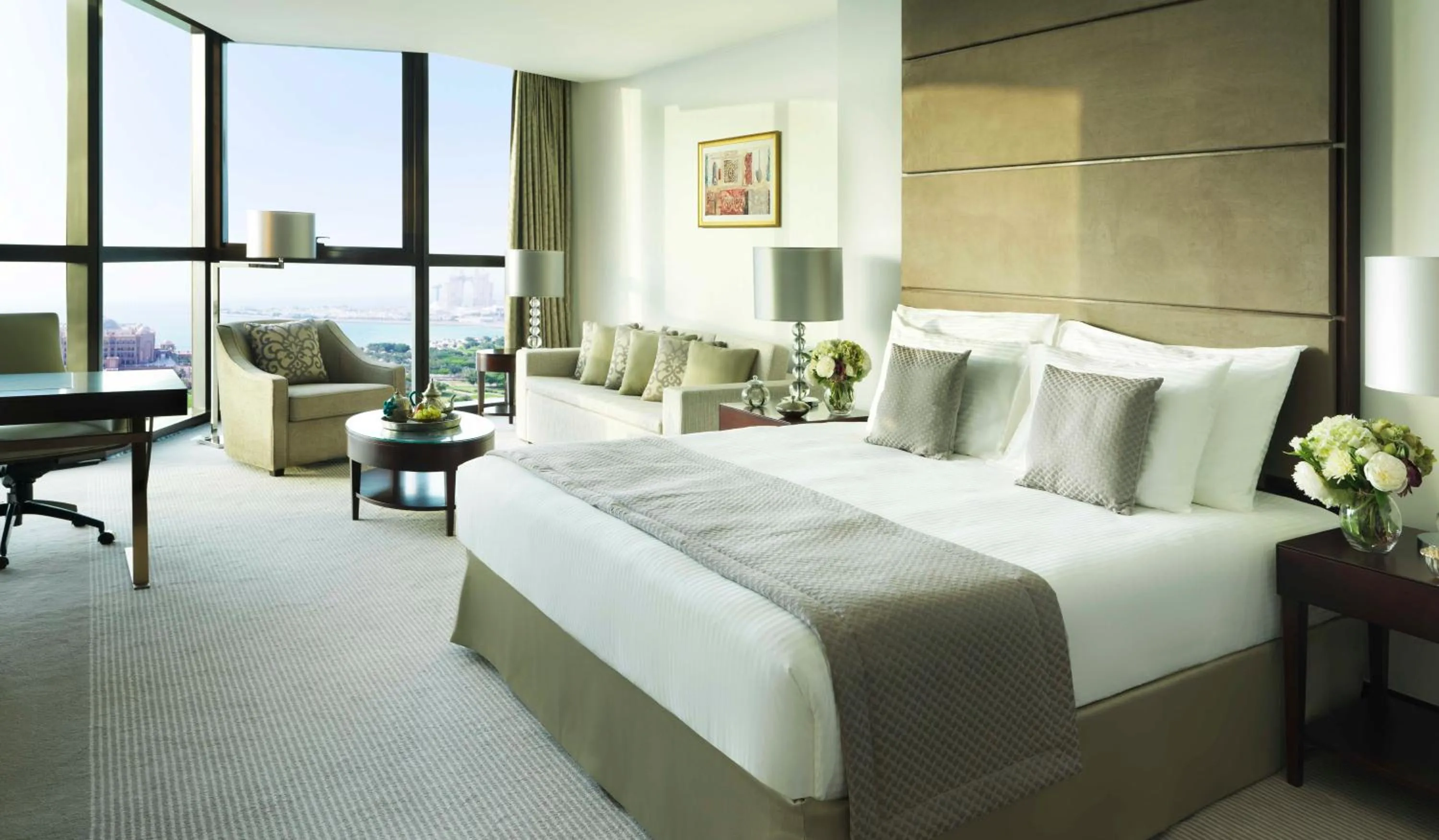 Bedroom, Bed in Bab Al Qasr Residence