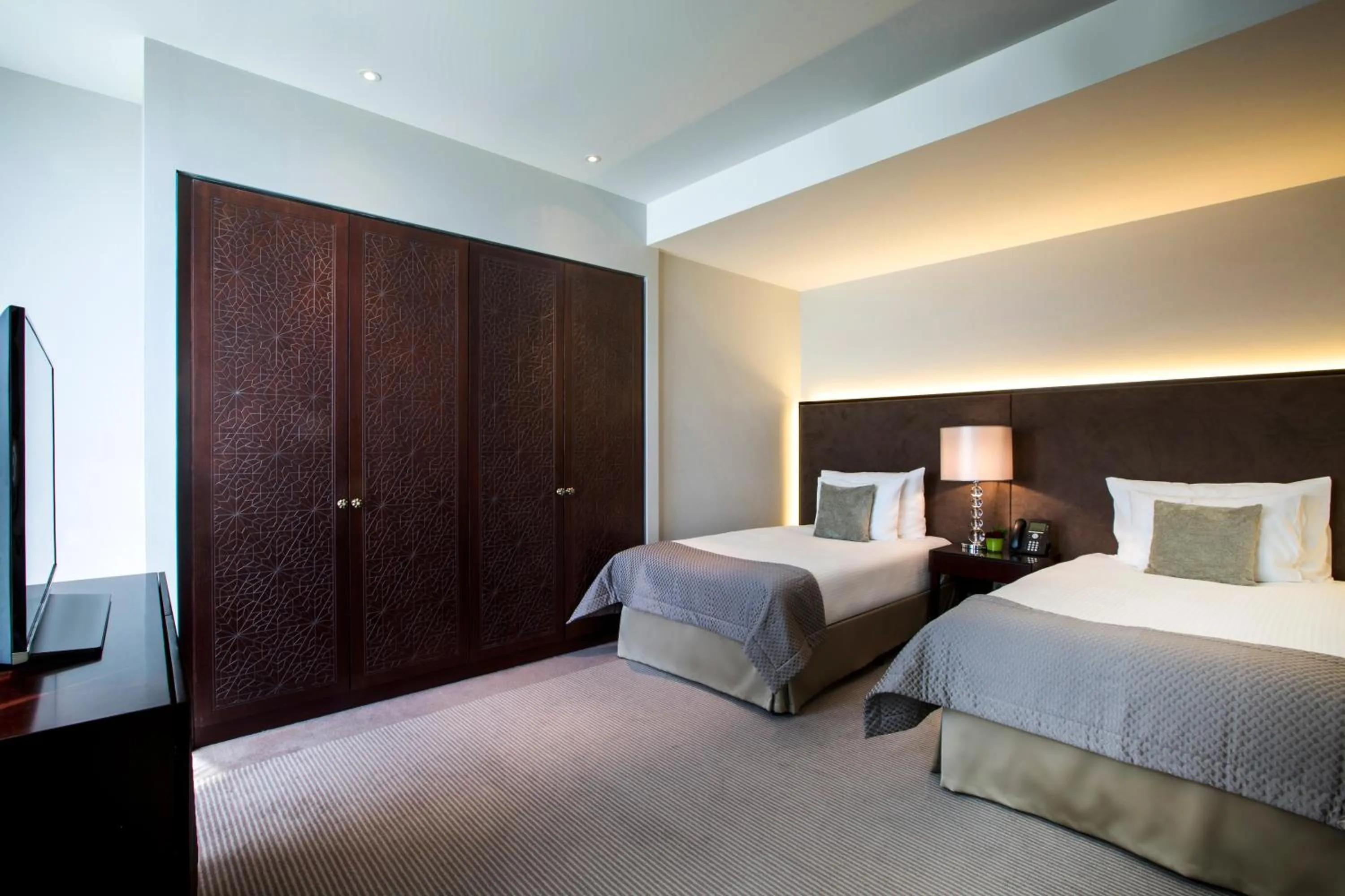 Bed in Bab Al Qasr Residence