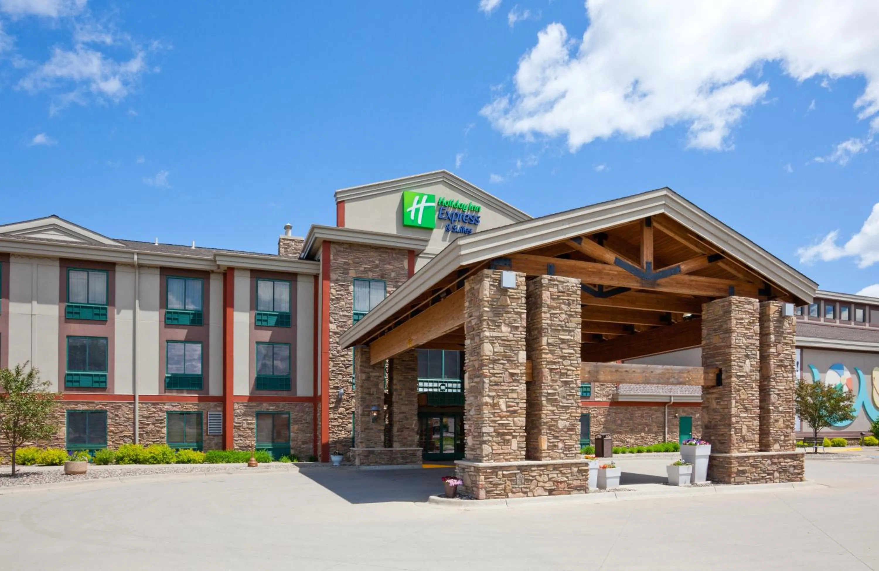 Property building in Holiday Inn Express Hotel & Suites Brainerd-Baxter by IHG