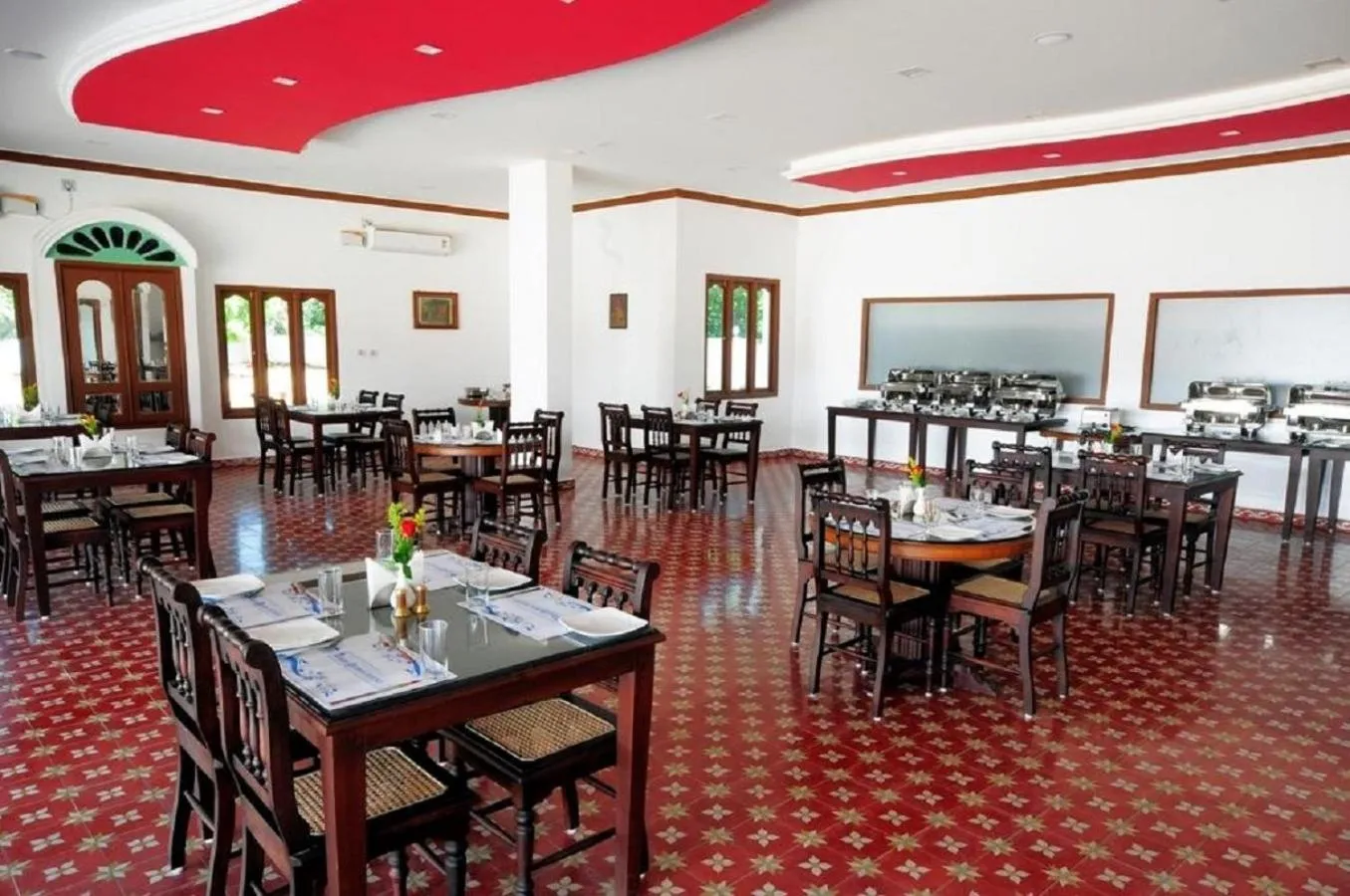 Restaurant/places to eat in Thappa Garden