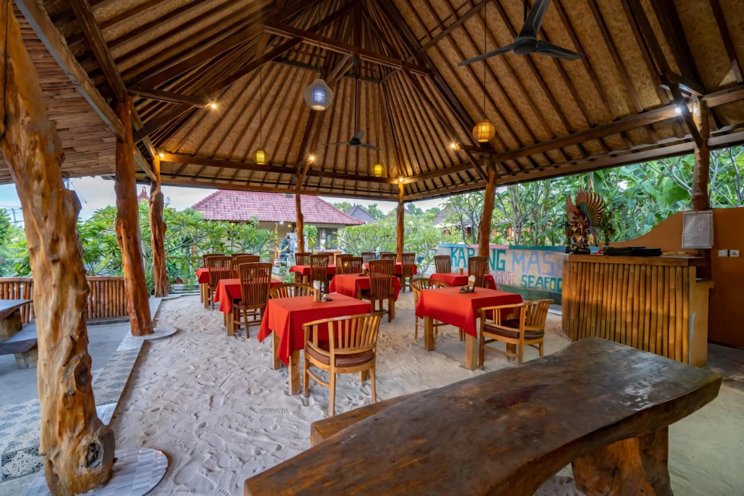 Restaurant/places to eat in Karang Mas Villa Lembongan by ABM
