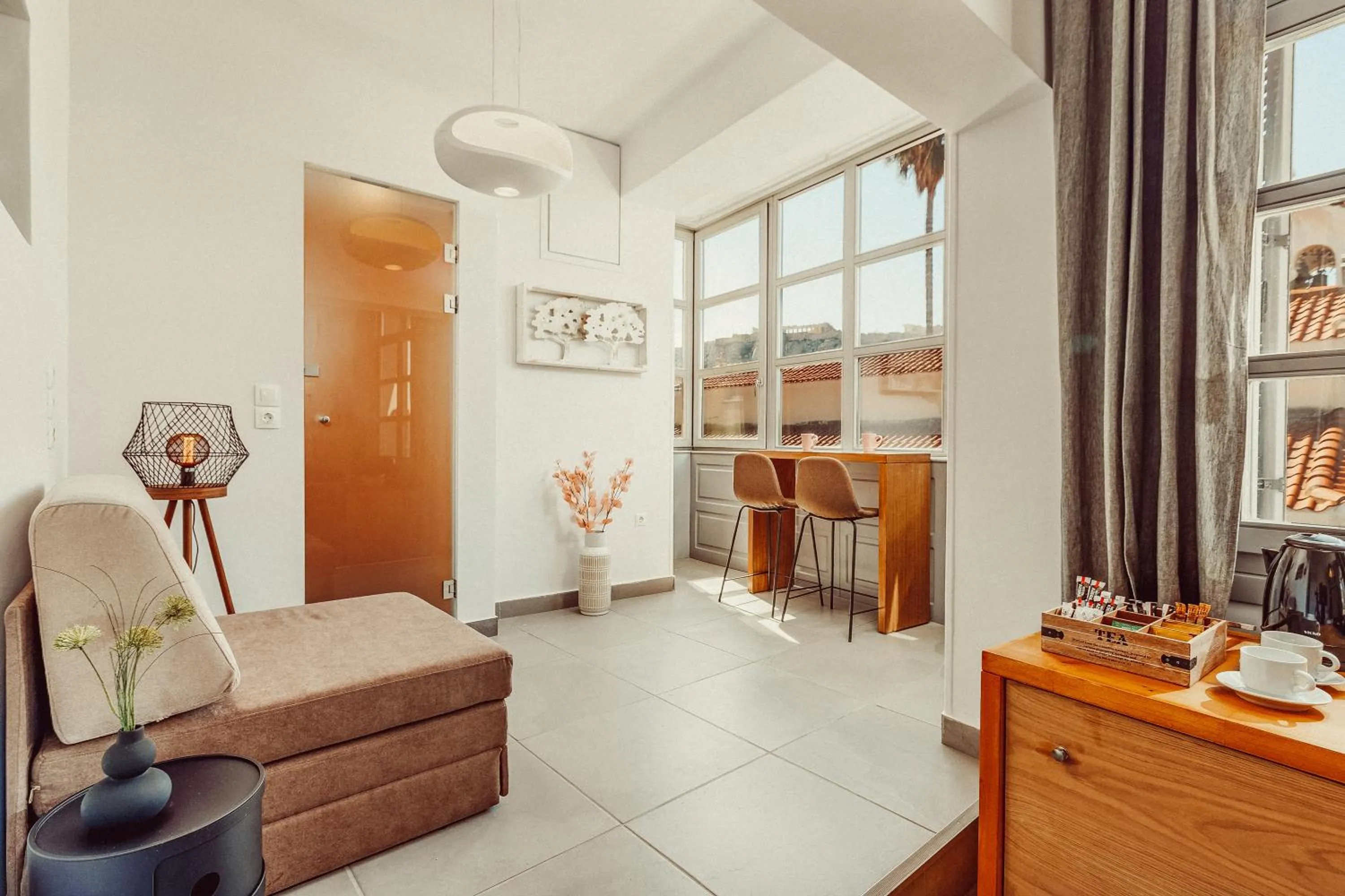 Seating area in Suitas