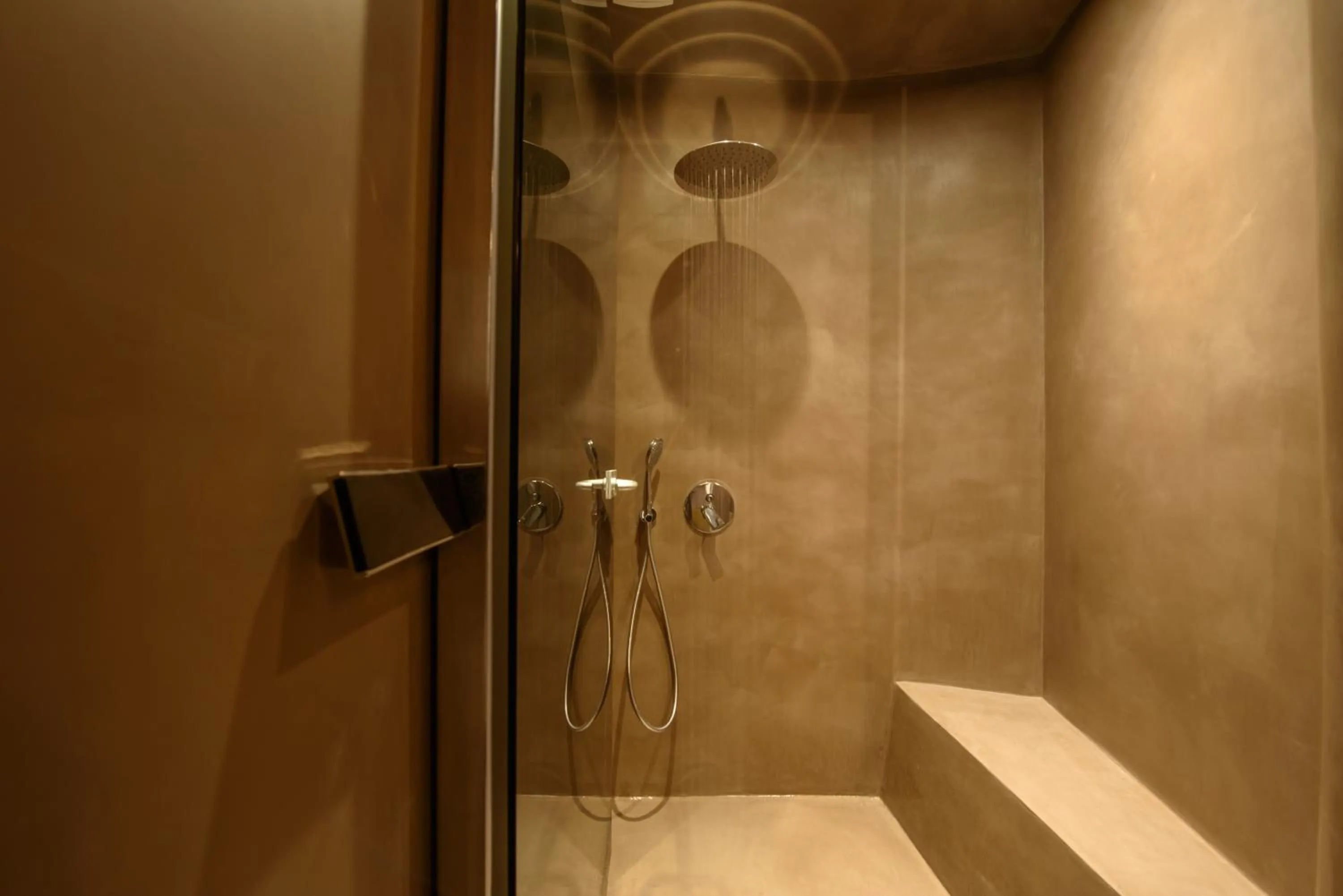 Shower in Albus Villas