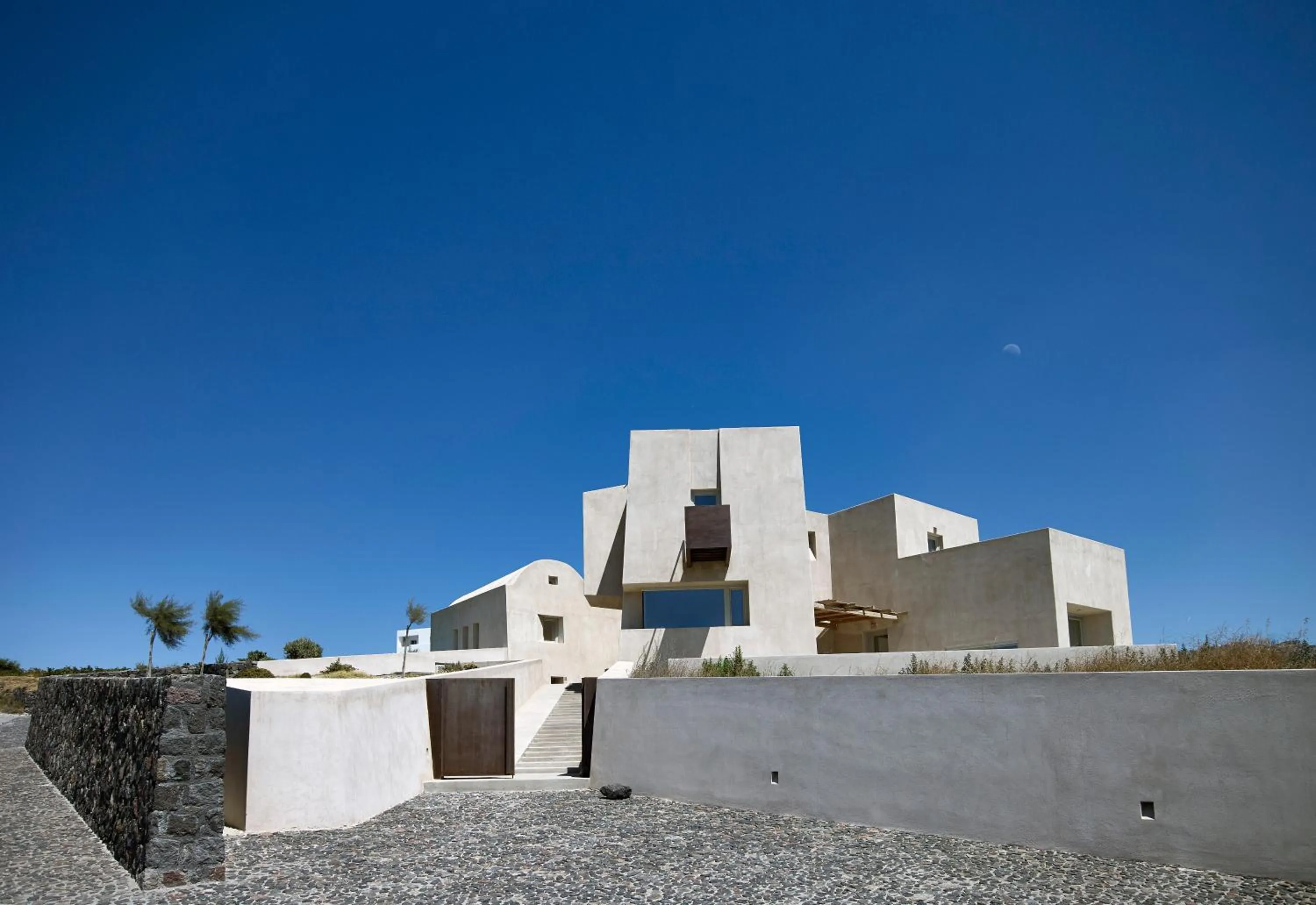 Property building in Albus Villas