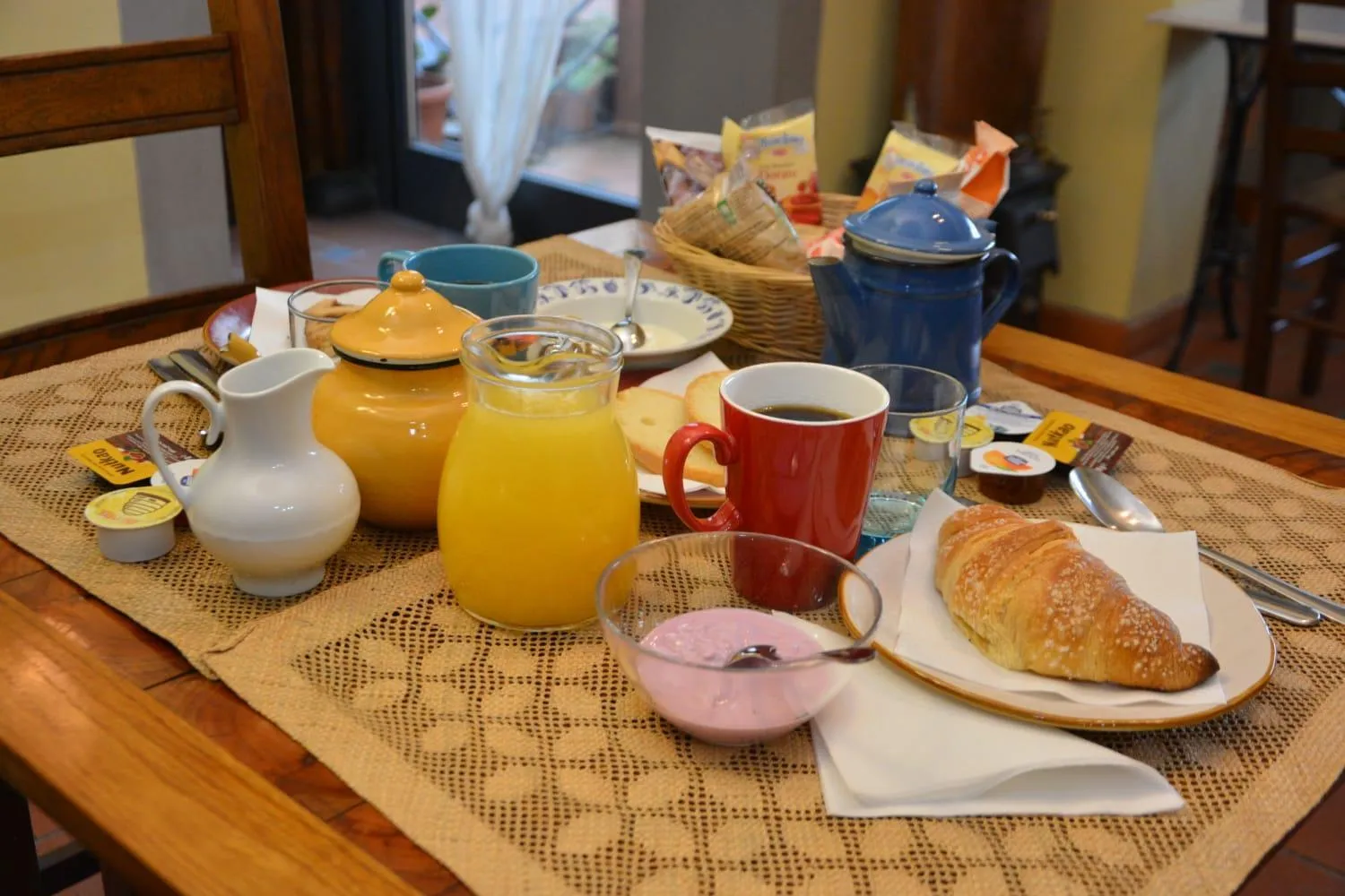 Buffet breakfast in Albergo Casa Al Sole