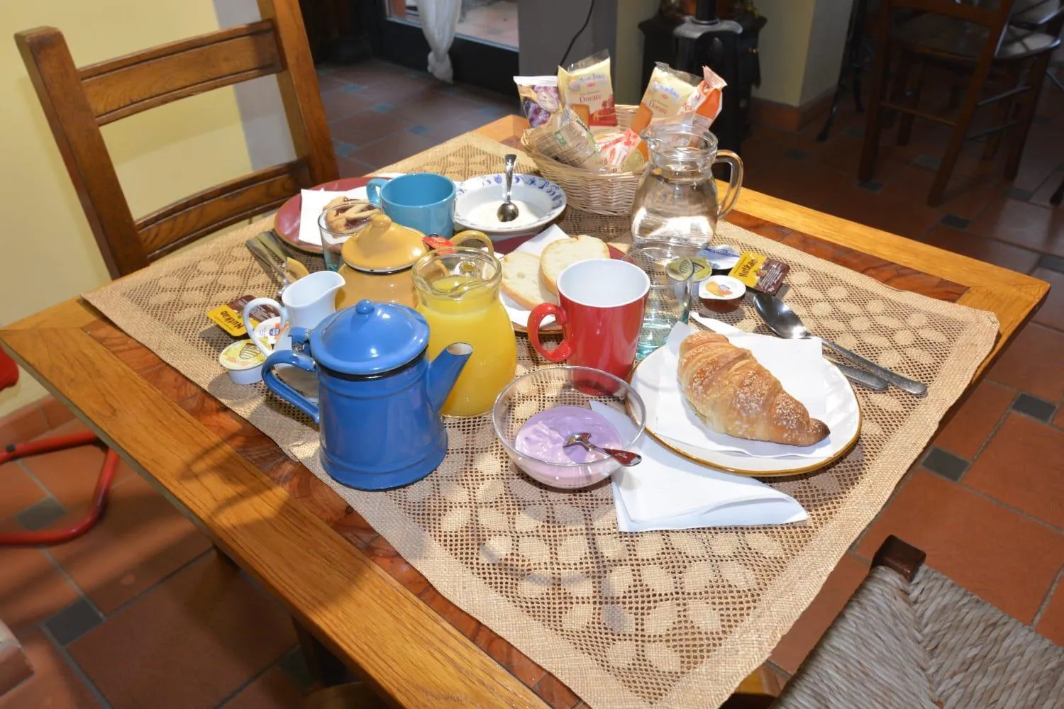 Buffet breakfast in Albergo Casa Al Sole