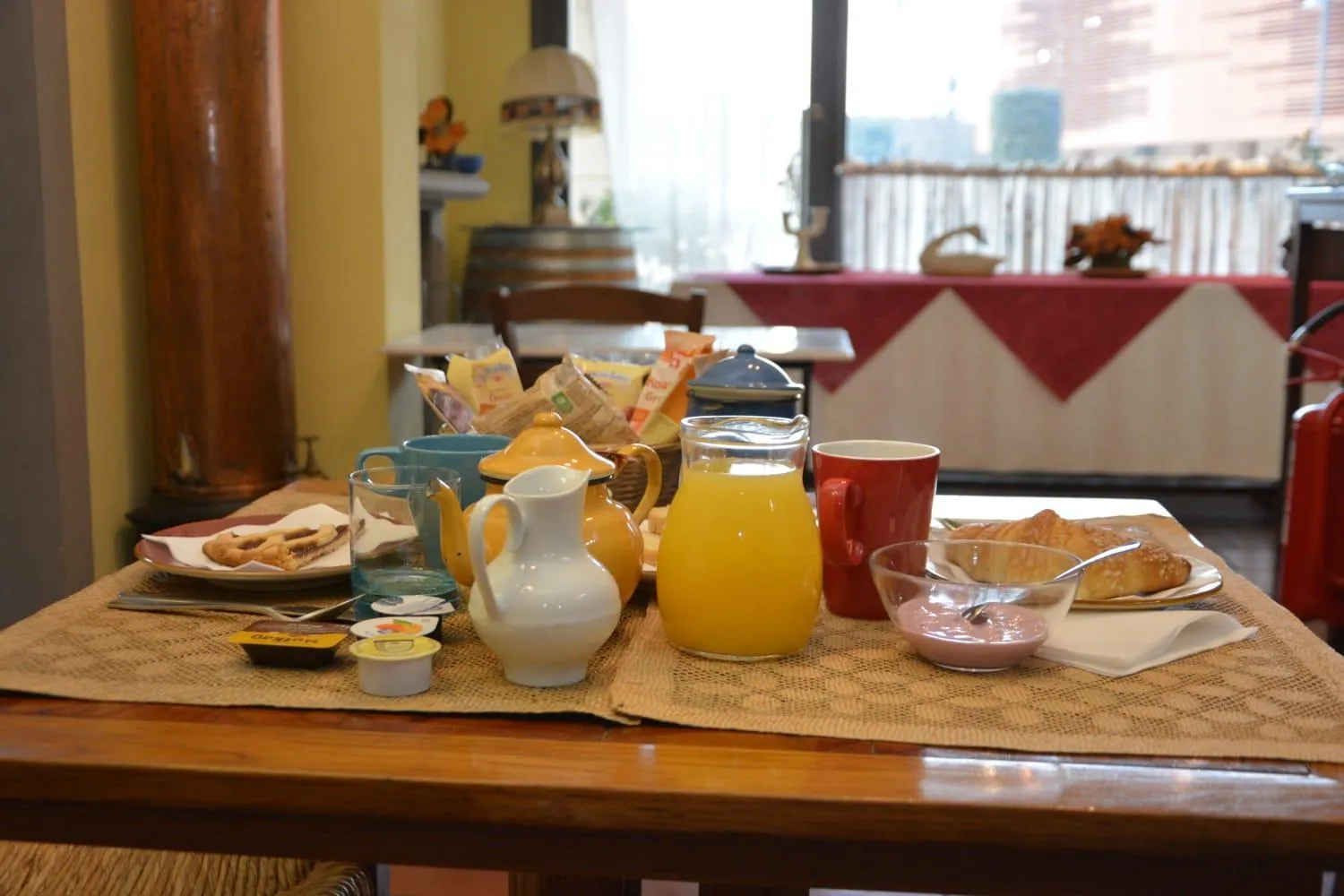 Buffet breakfast in Albergo Casa Al Sole
