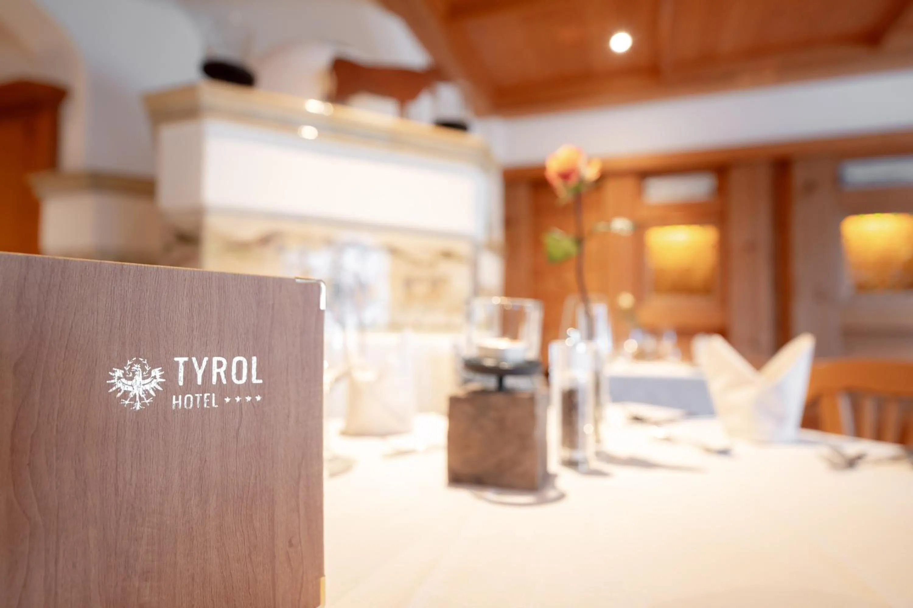 Restaurant/places to eat, Bed in Hotel Tyrol - Oberstaufen PLUS Partner