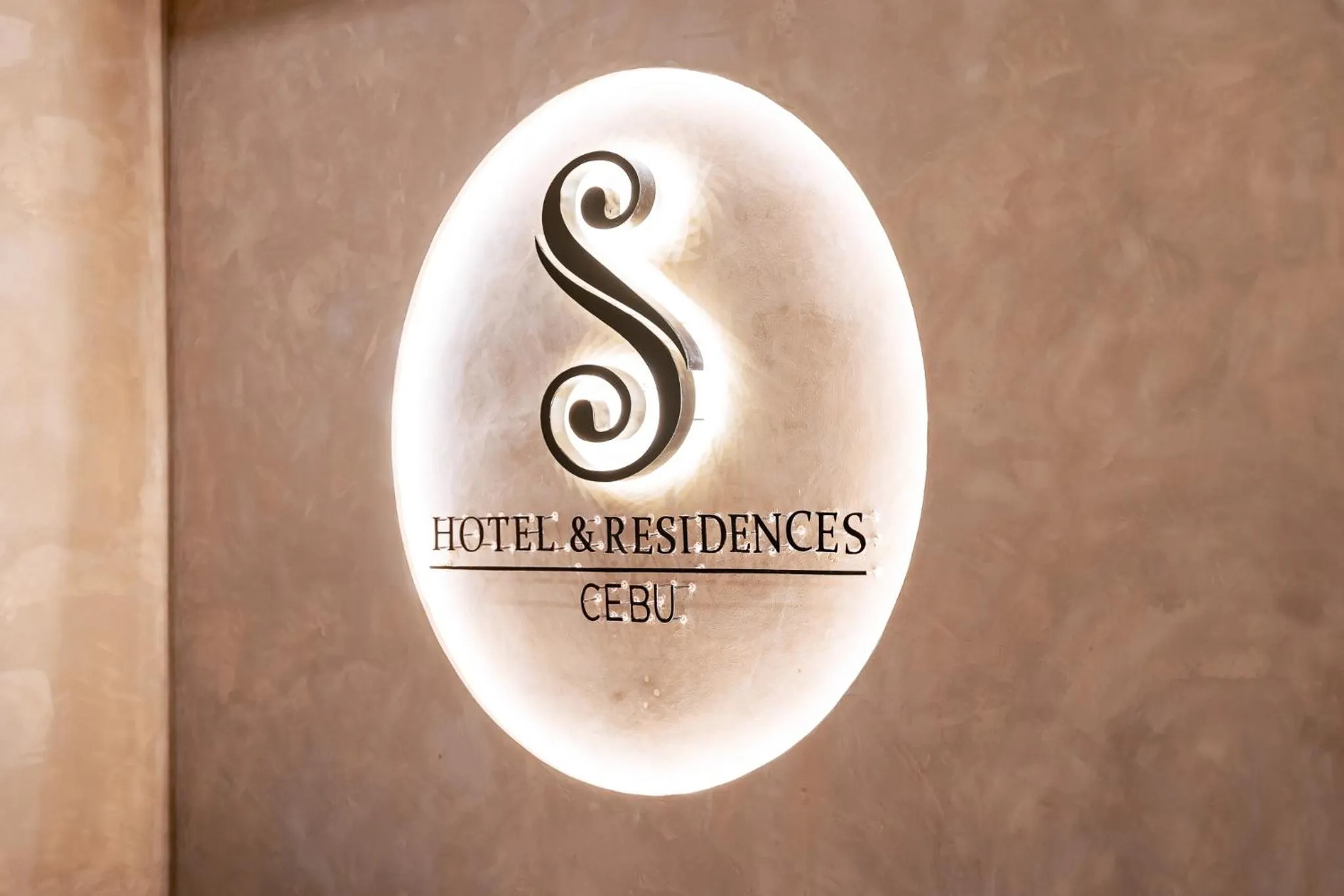 Lobby or reception in S Hotel & Residences