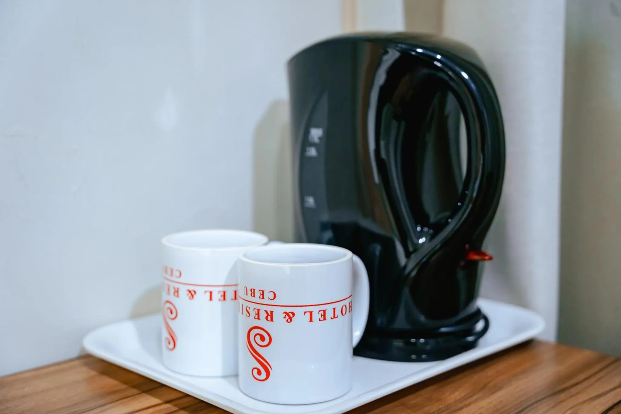 Coffee/tea facilities in S Hotel & Residences