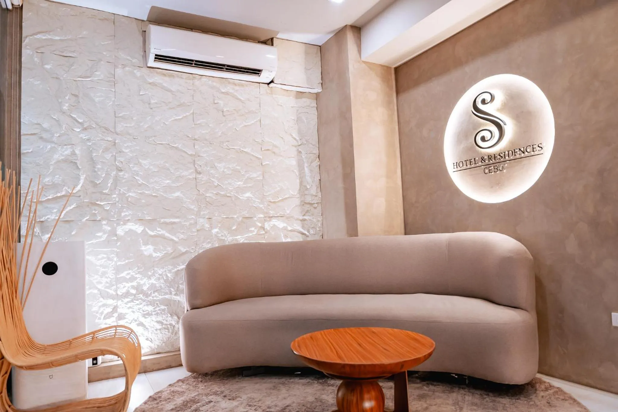 Lobby or reception in S Hotel & Residences