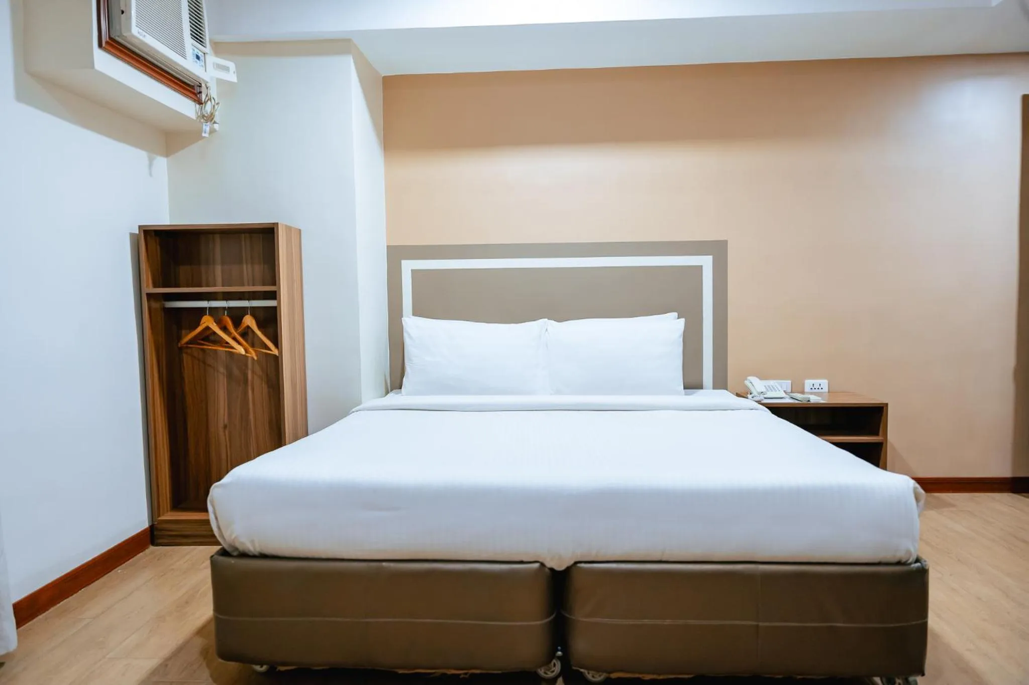 Bed in S Hotel & Residences