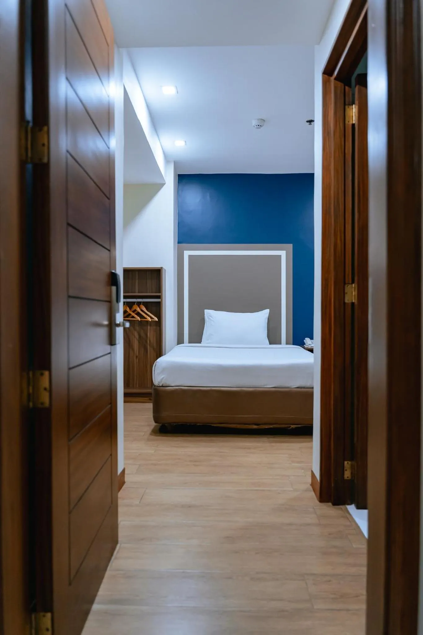 Bed in S Hotel & Residences