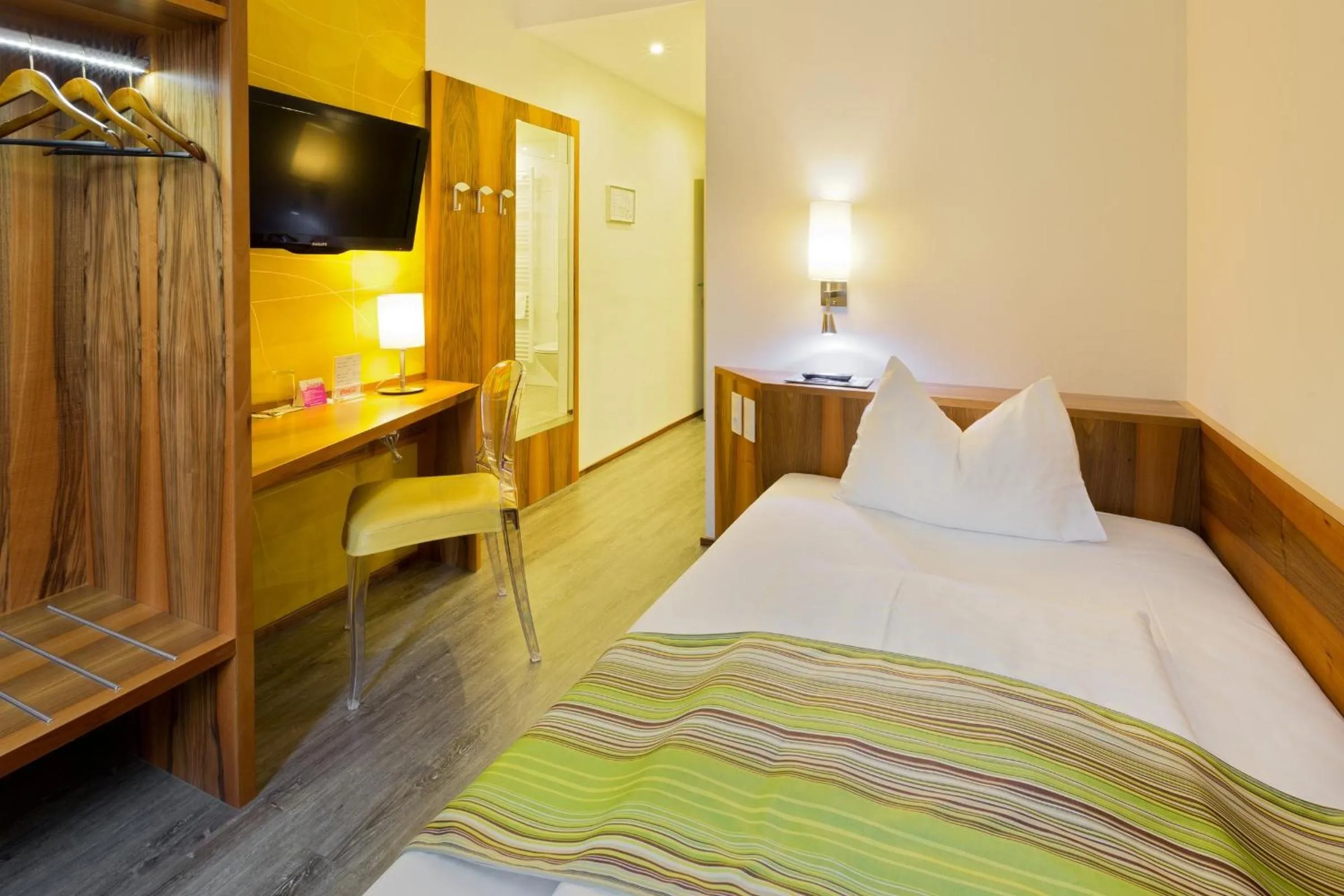 Bedroom, Bed in Motel Baden