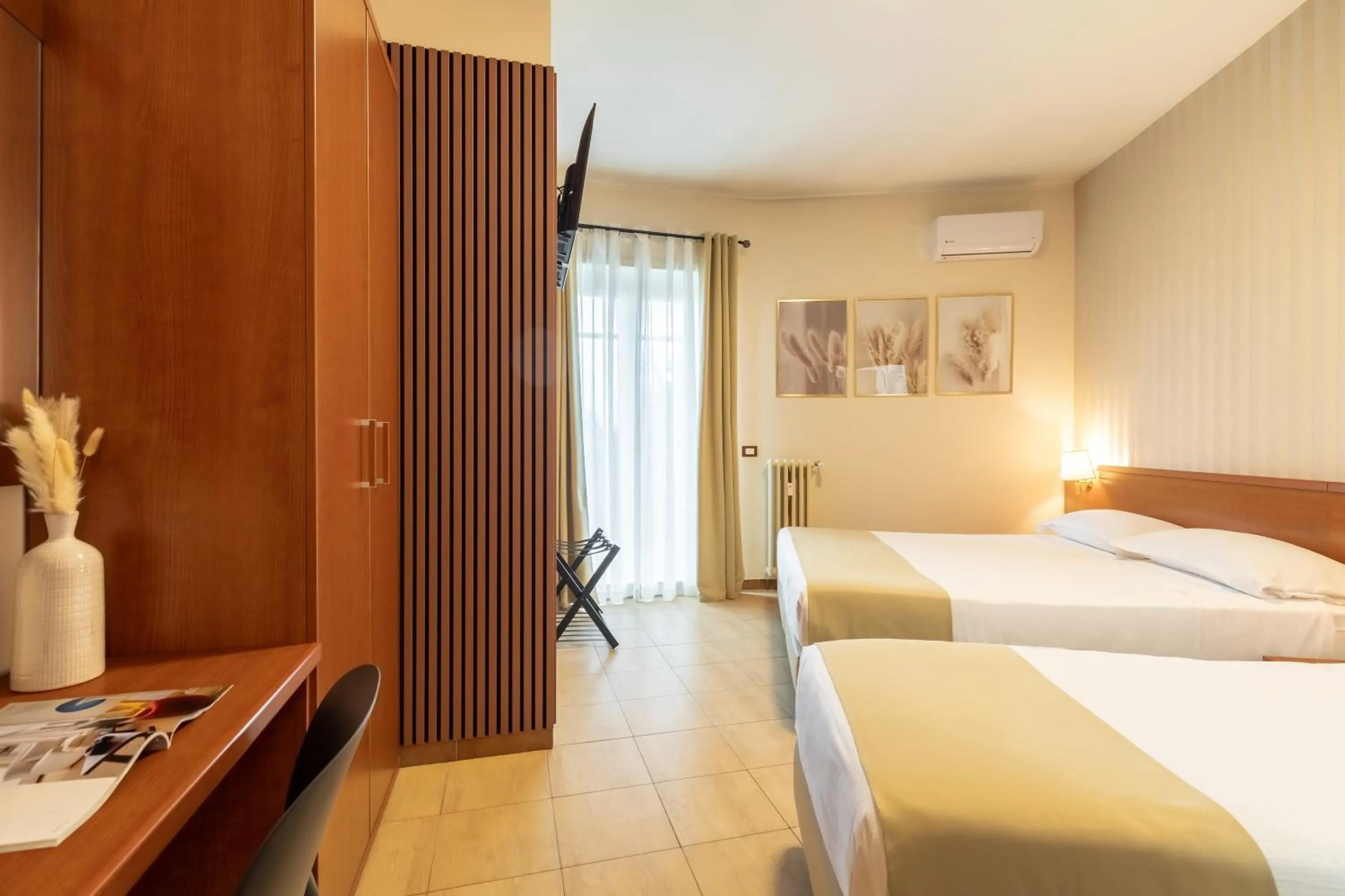 Photo of the whole room, Bed in AlbaDomus Affittacamere o GuestHouse