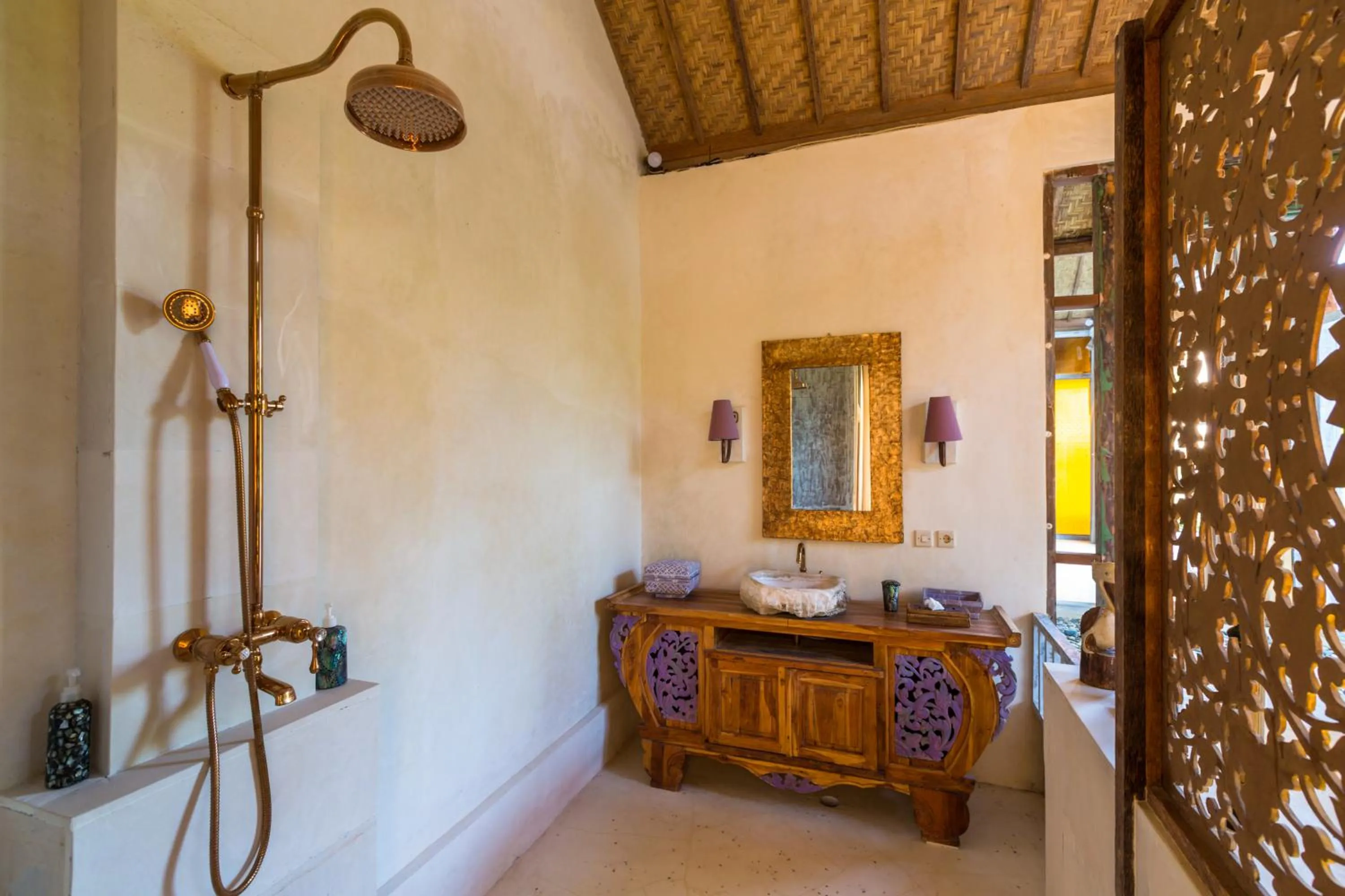 Bathroom in BoHo Bingin Beach Bali