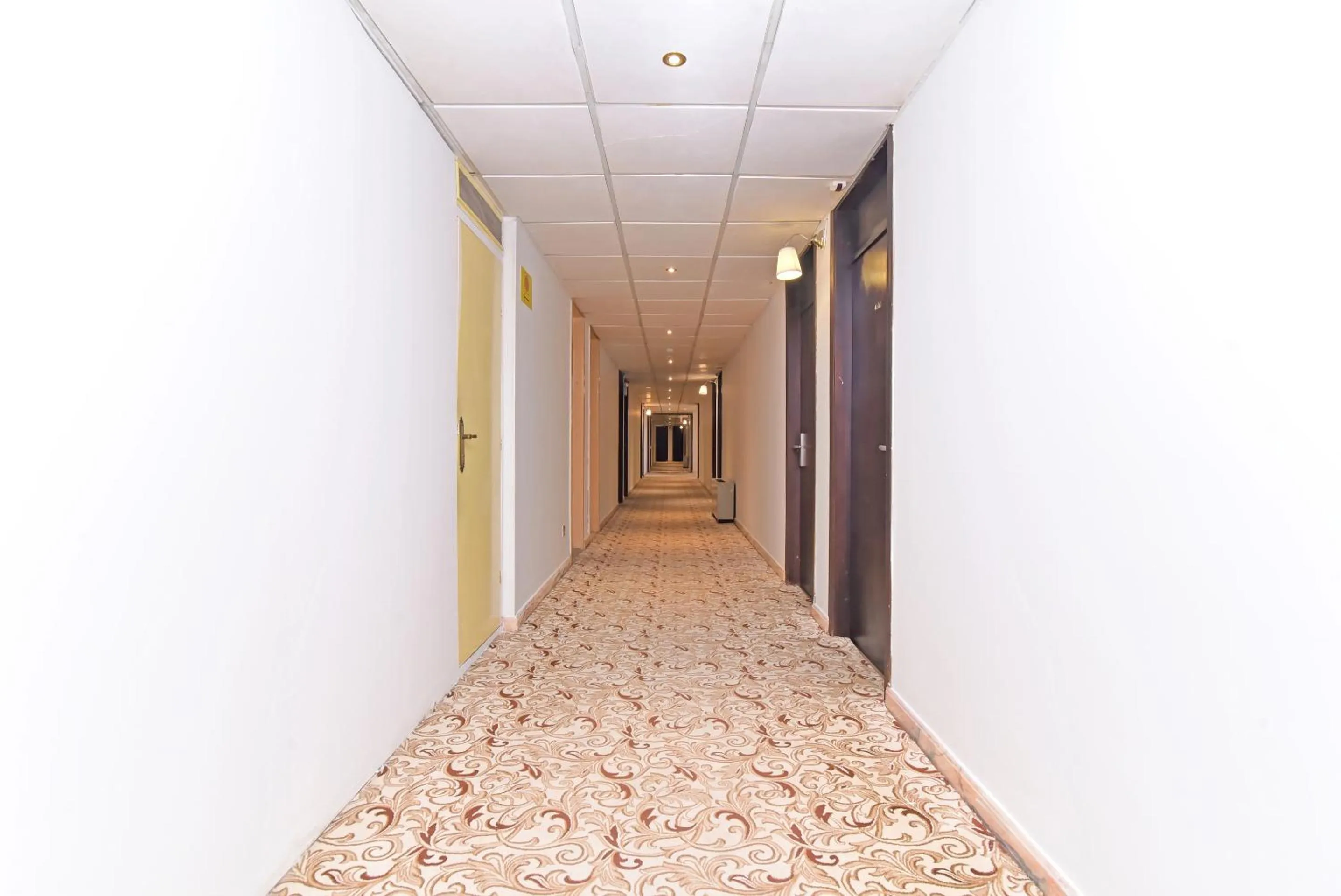 Lobby or reception in Capital O 419 Al Safeer Hotel