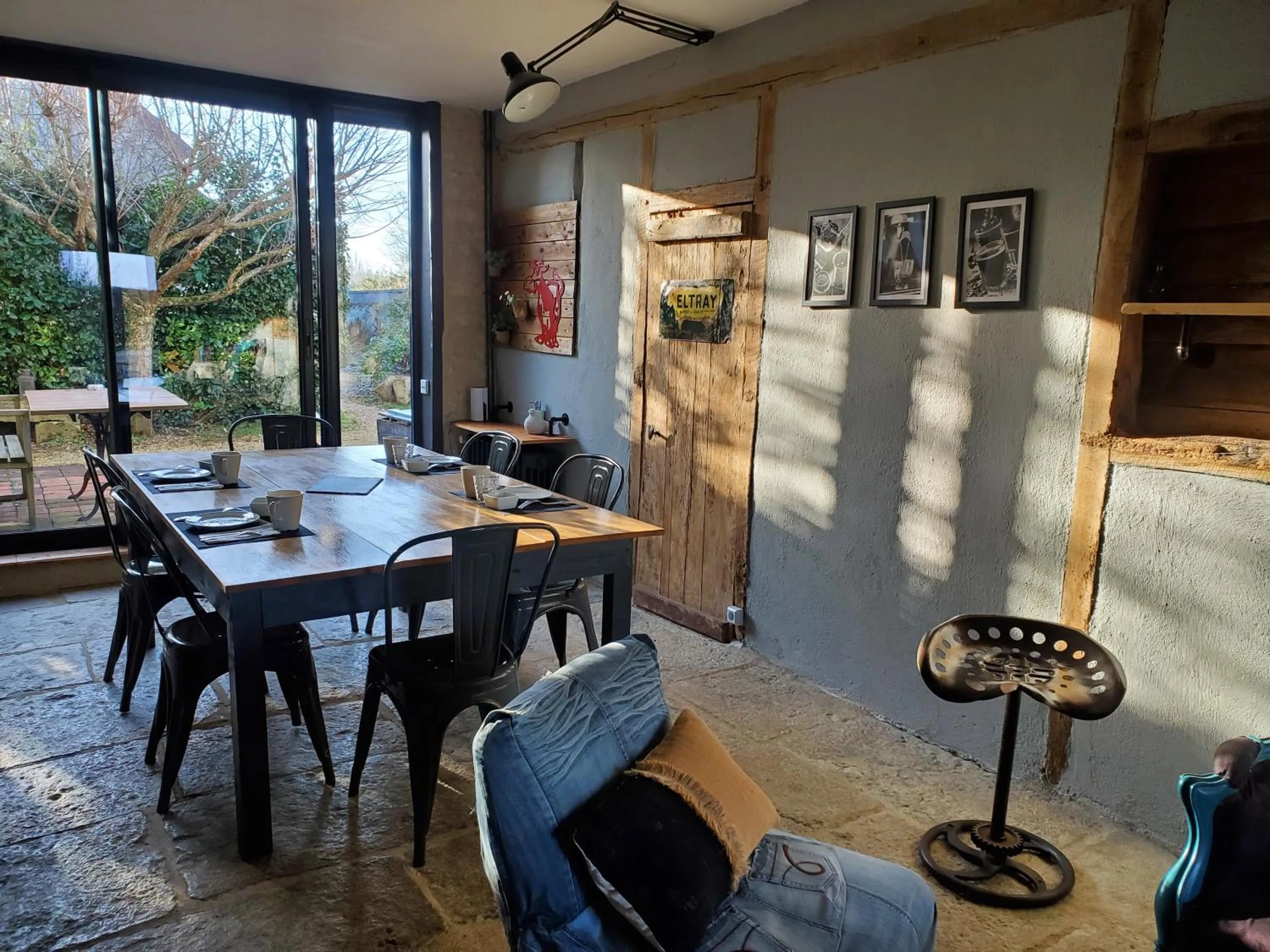 Property building in la grange aux hirondelles