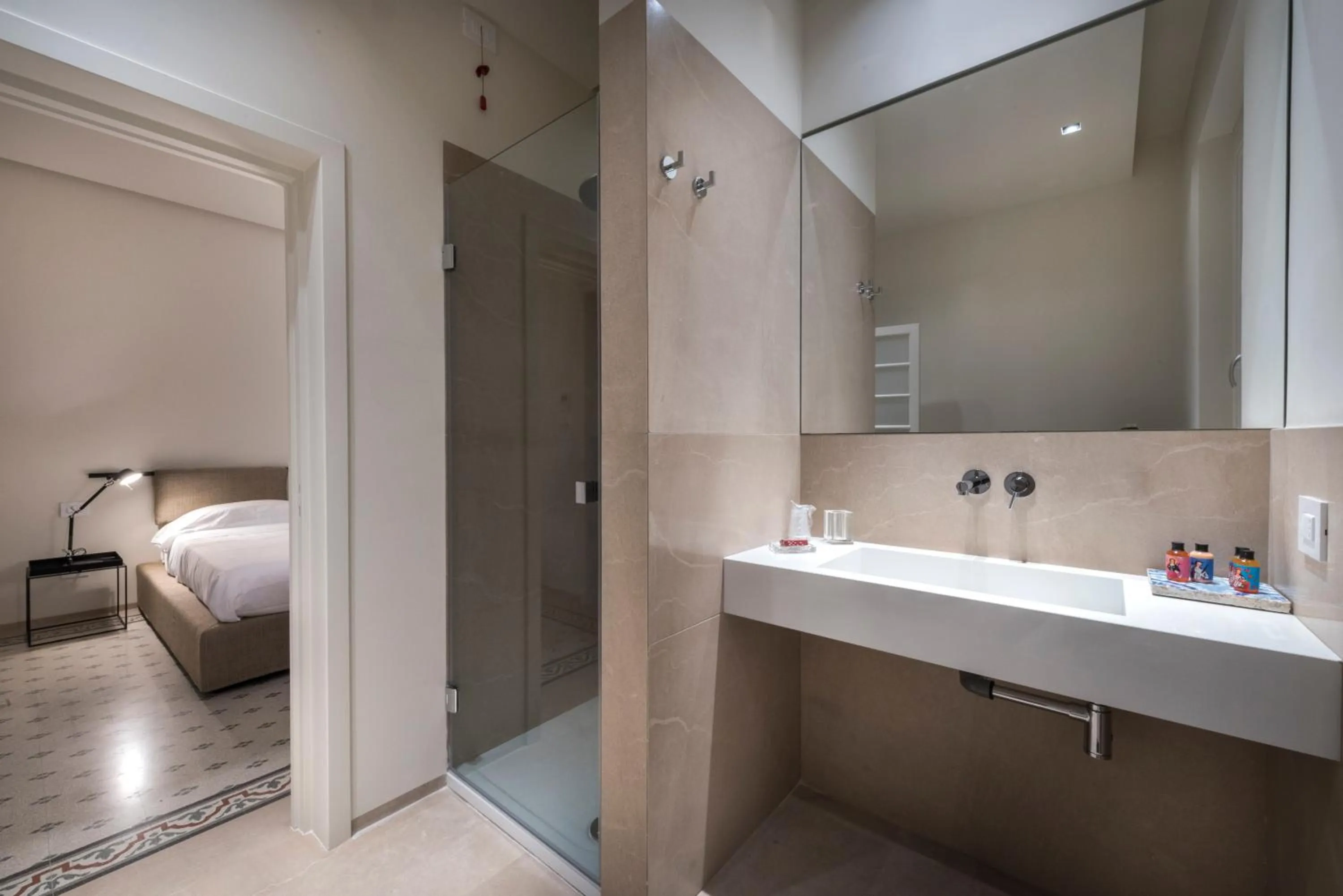 Bathroom, Bed in Giardini Mon Plaisir