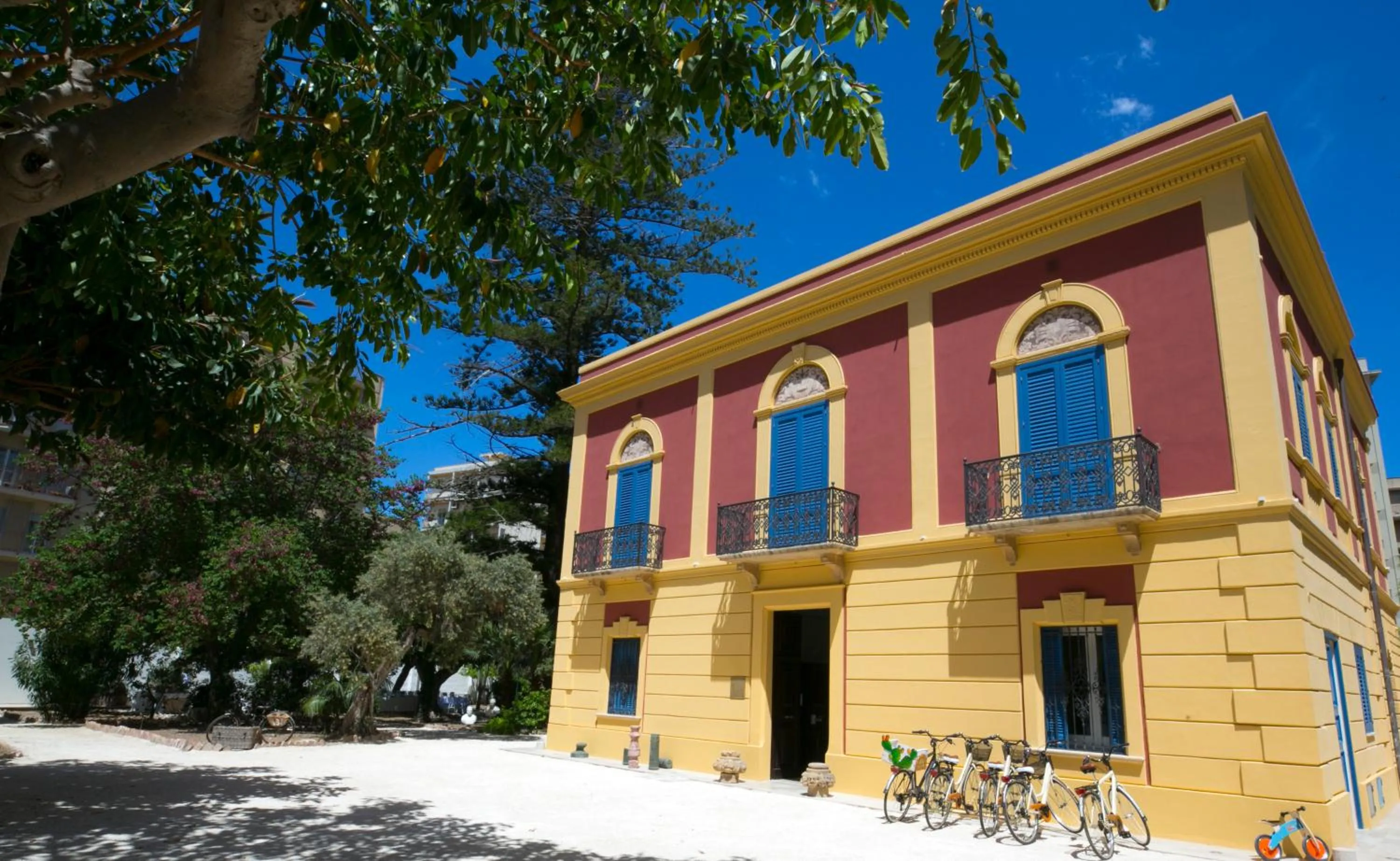 Facade/entrance in Giardini Mon Plaisir