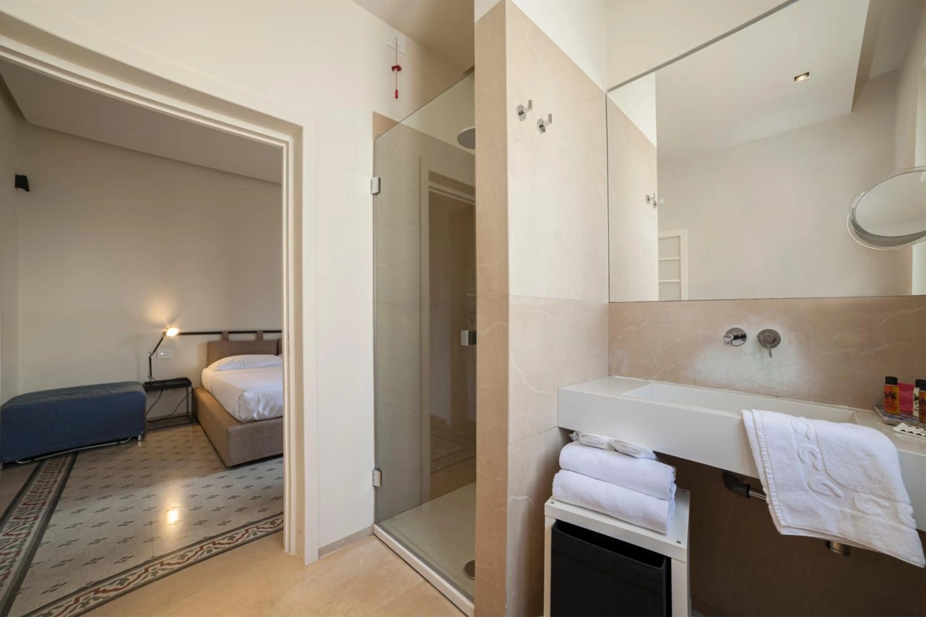 Bathroom, Bed in Giardini Mon Plaisir