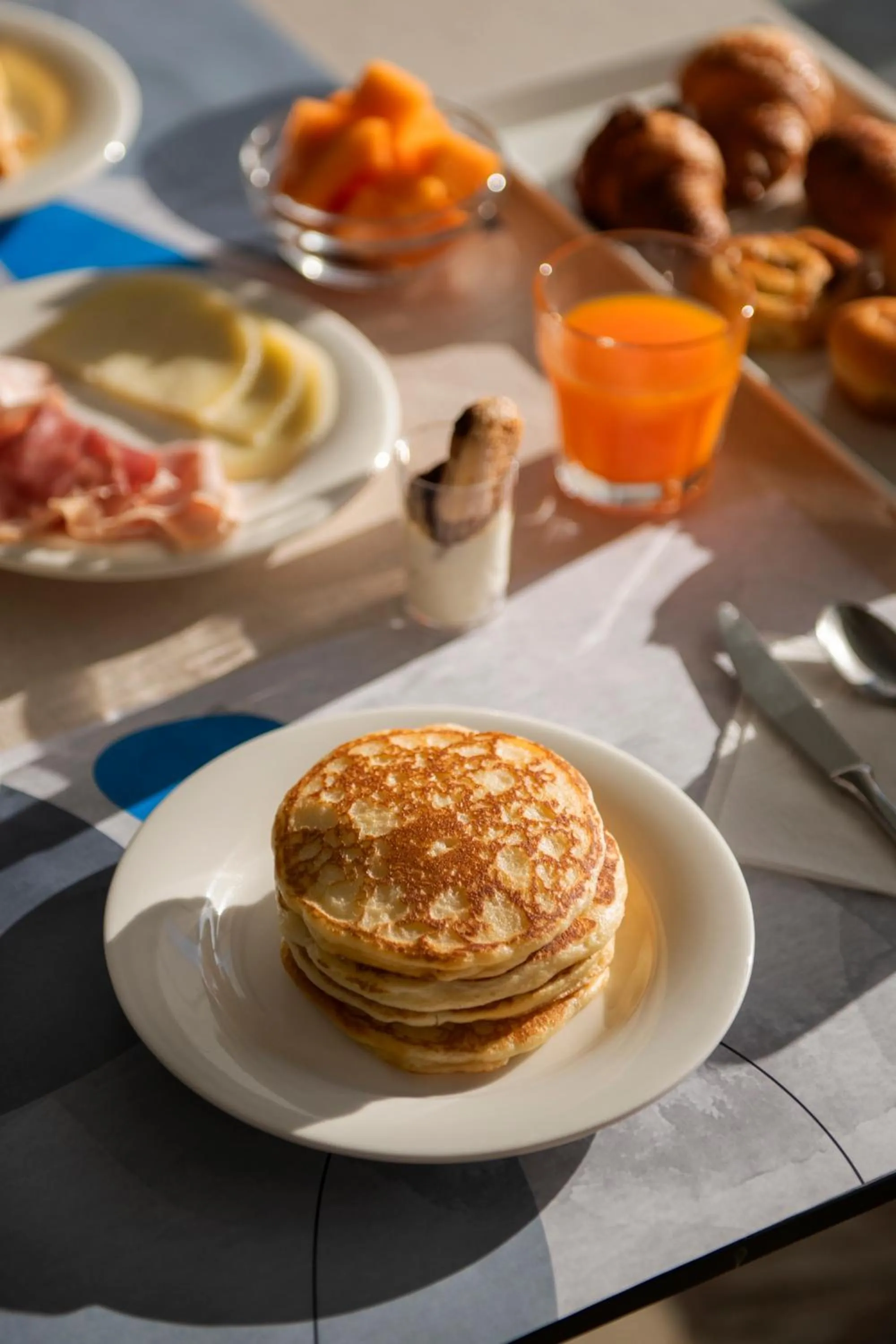 Breakfast in Hotel International