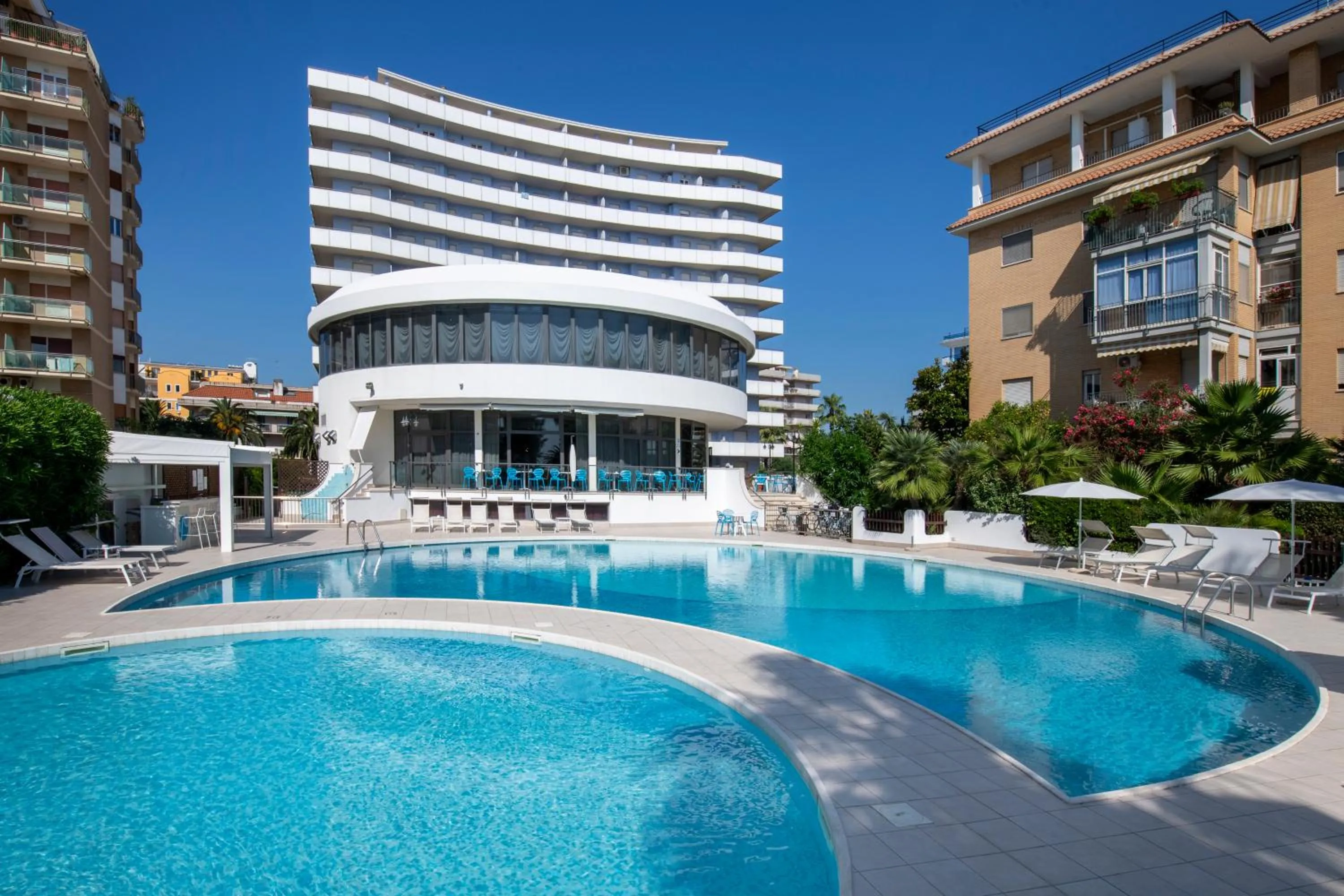 Property building in Hotel International