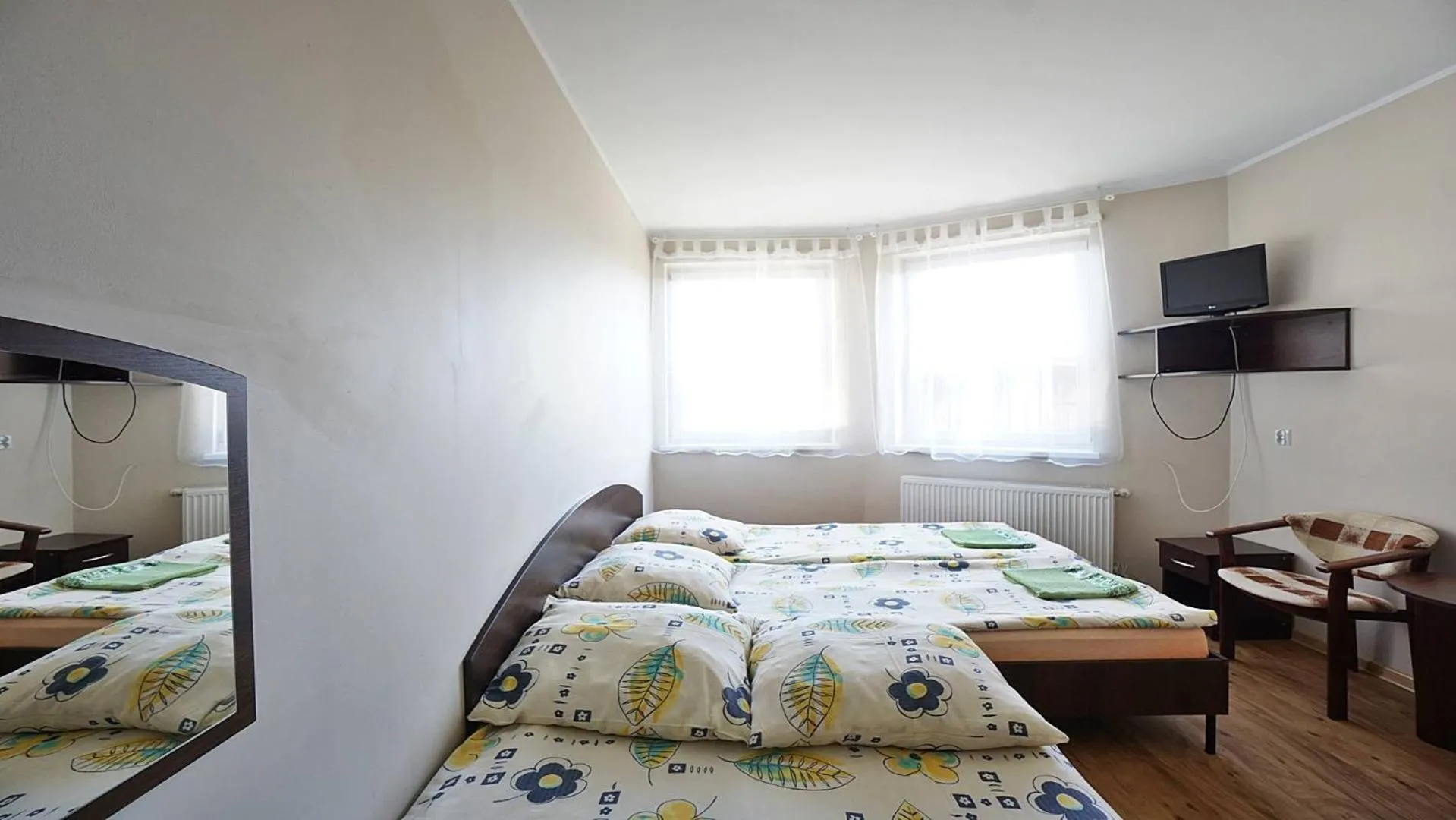 Bed in Willa Białe Piaski Pokoje i Noclegi Białogóra